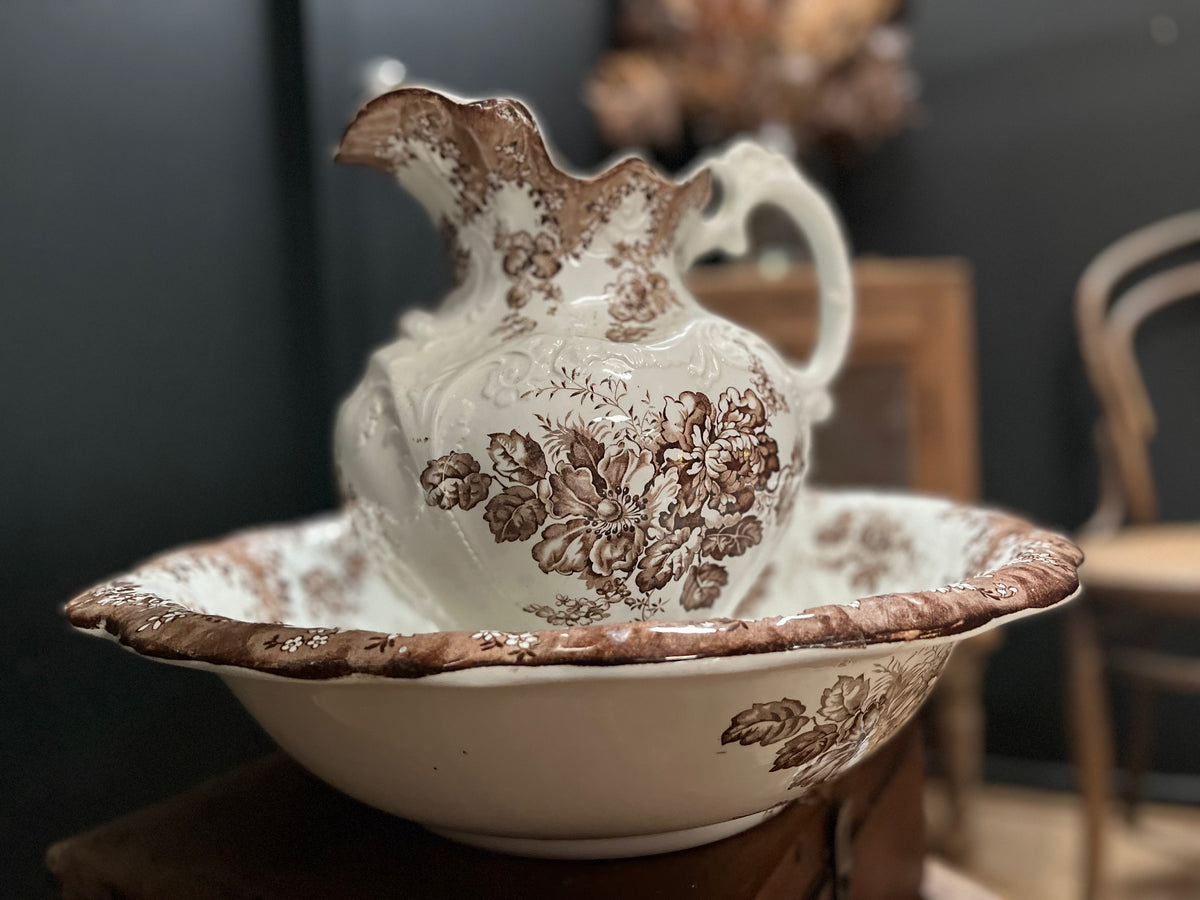 XL VIENNA England PITCHER and Basin – The OLDE Farm Store, image size:1200x900