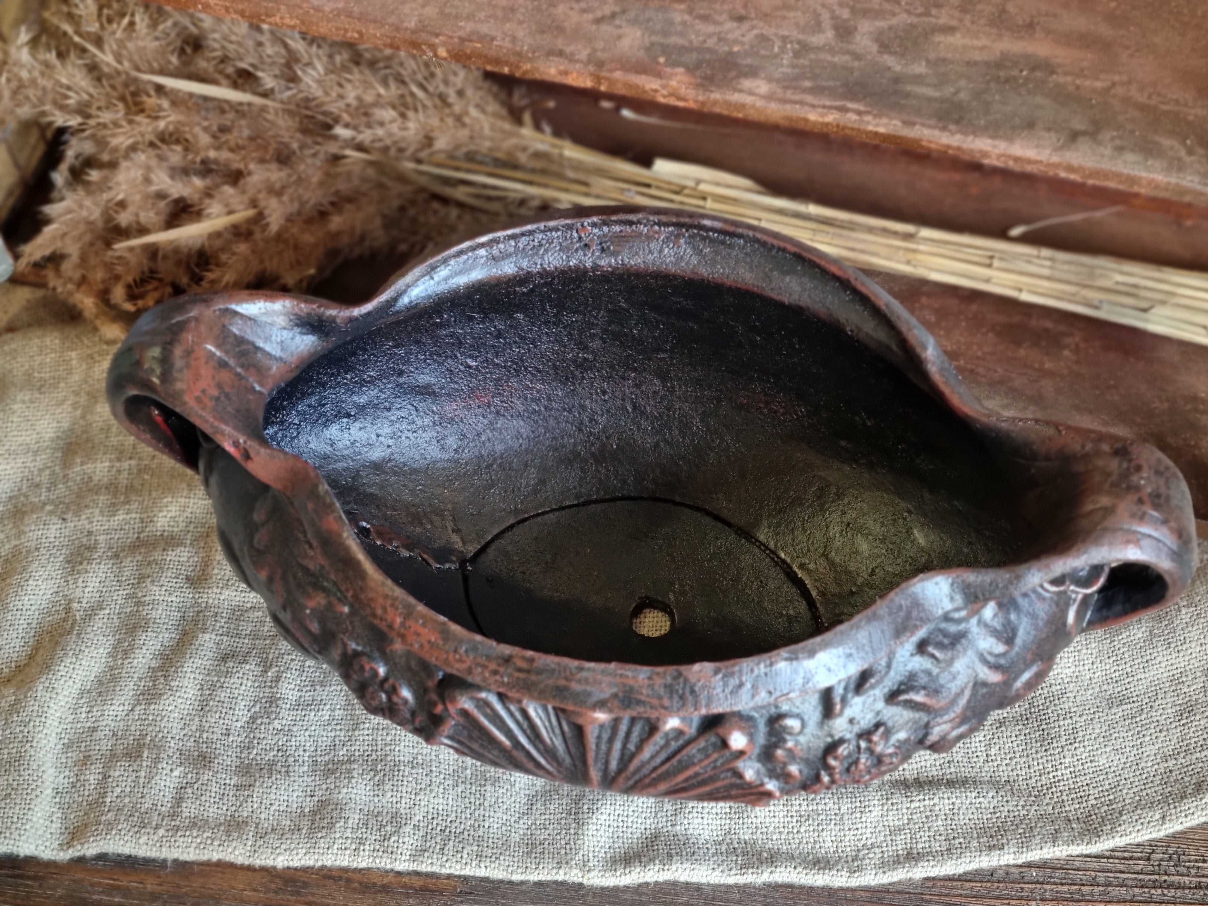 Cast Iron planter w/ handles