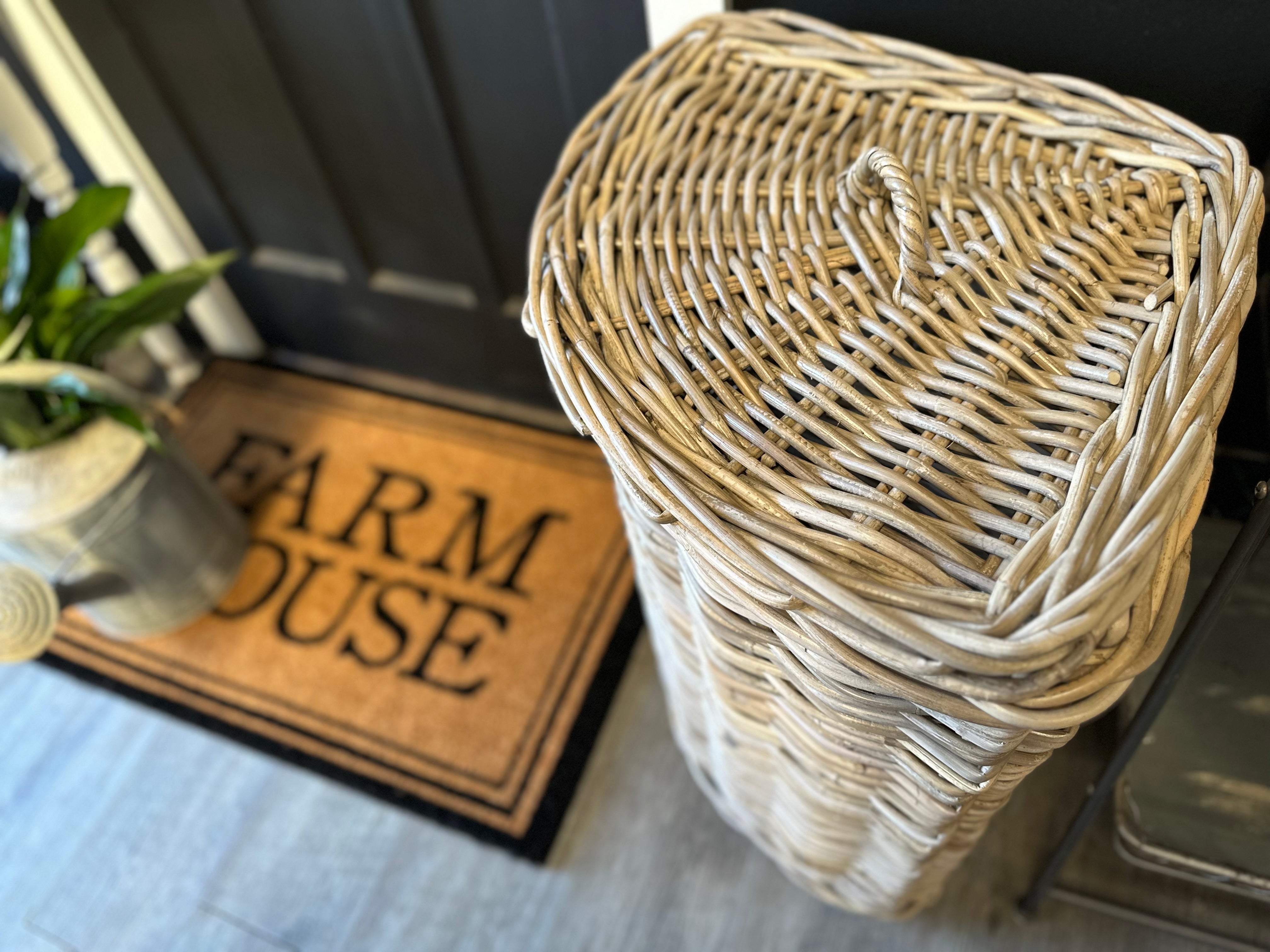 Corner Rattan Hamper SOLD OUT
