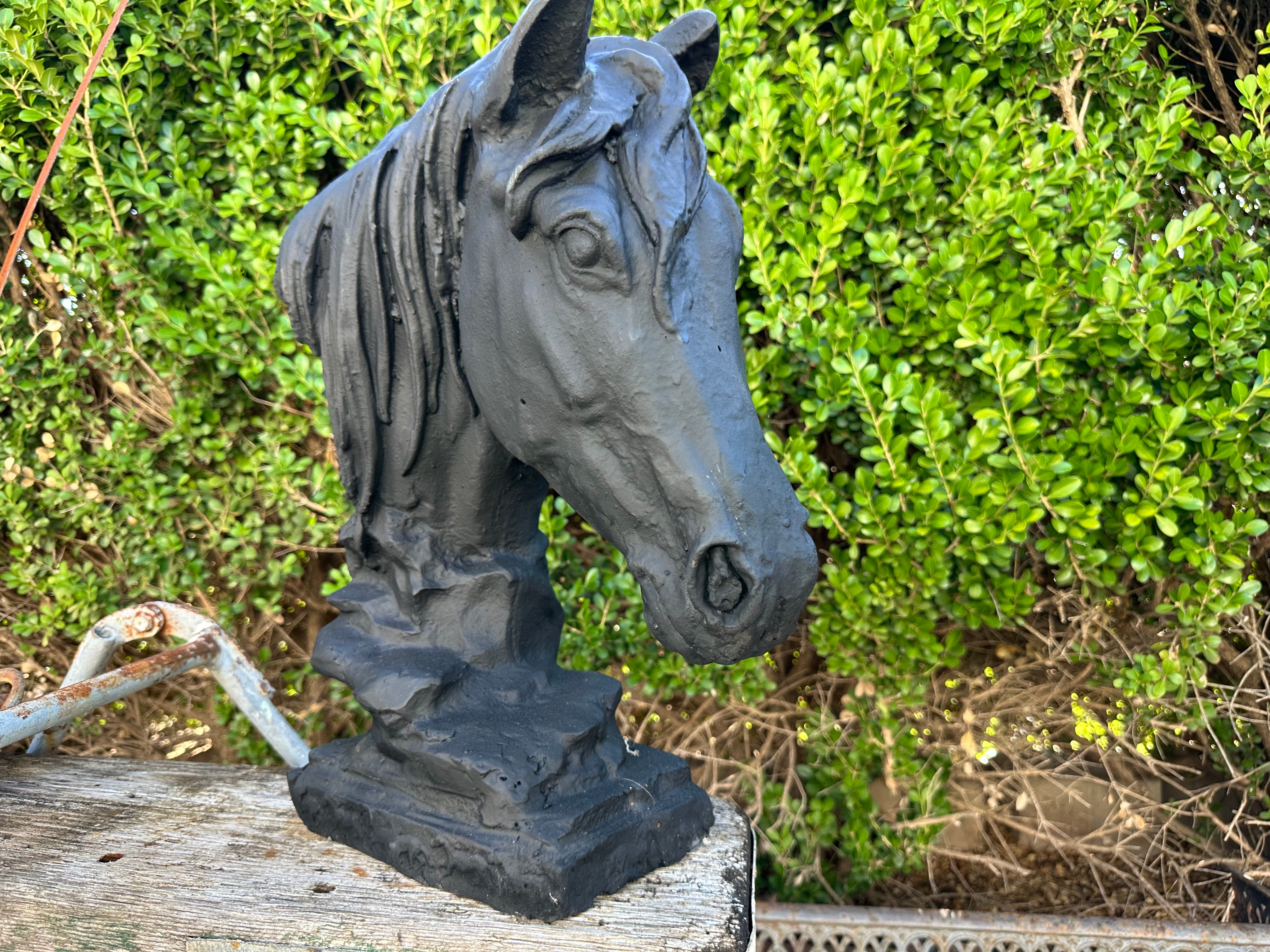 XL CAST IRON HORSE HEAD Black