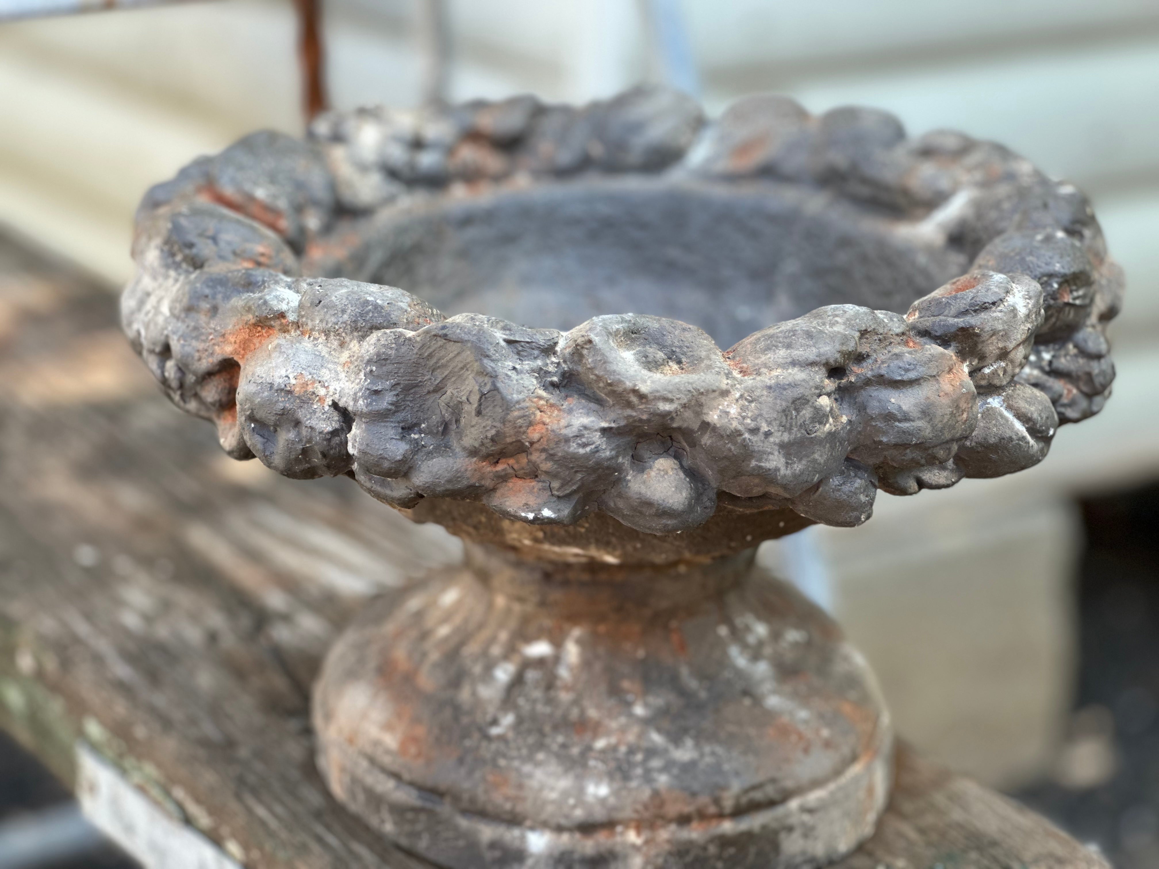 RUSTICA Urn