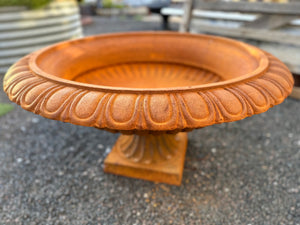 DUKE CAST Iron Urn RUST