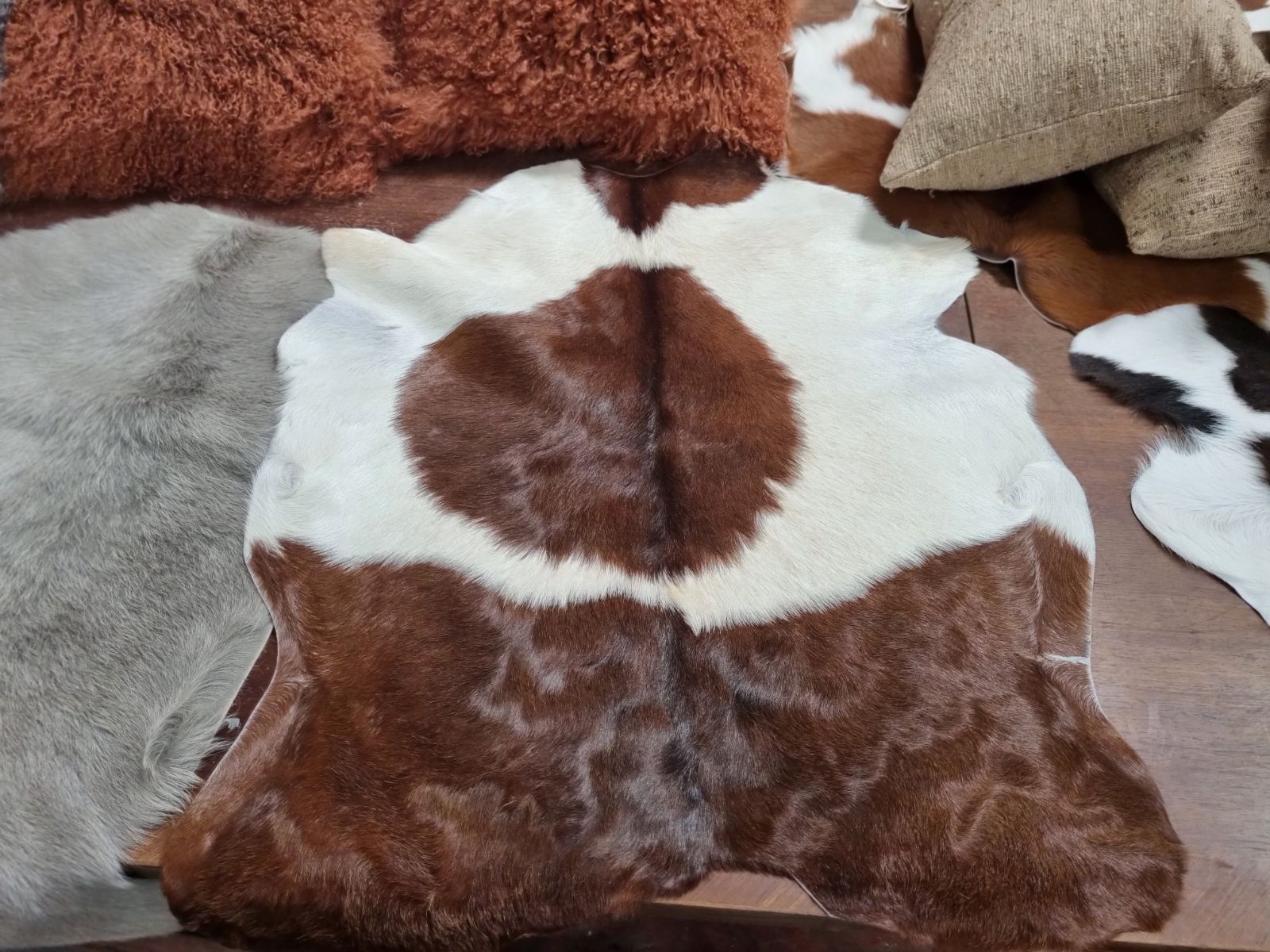 SPOT SPANISH Goat Hide RUG Free Postage