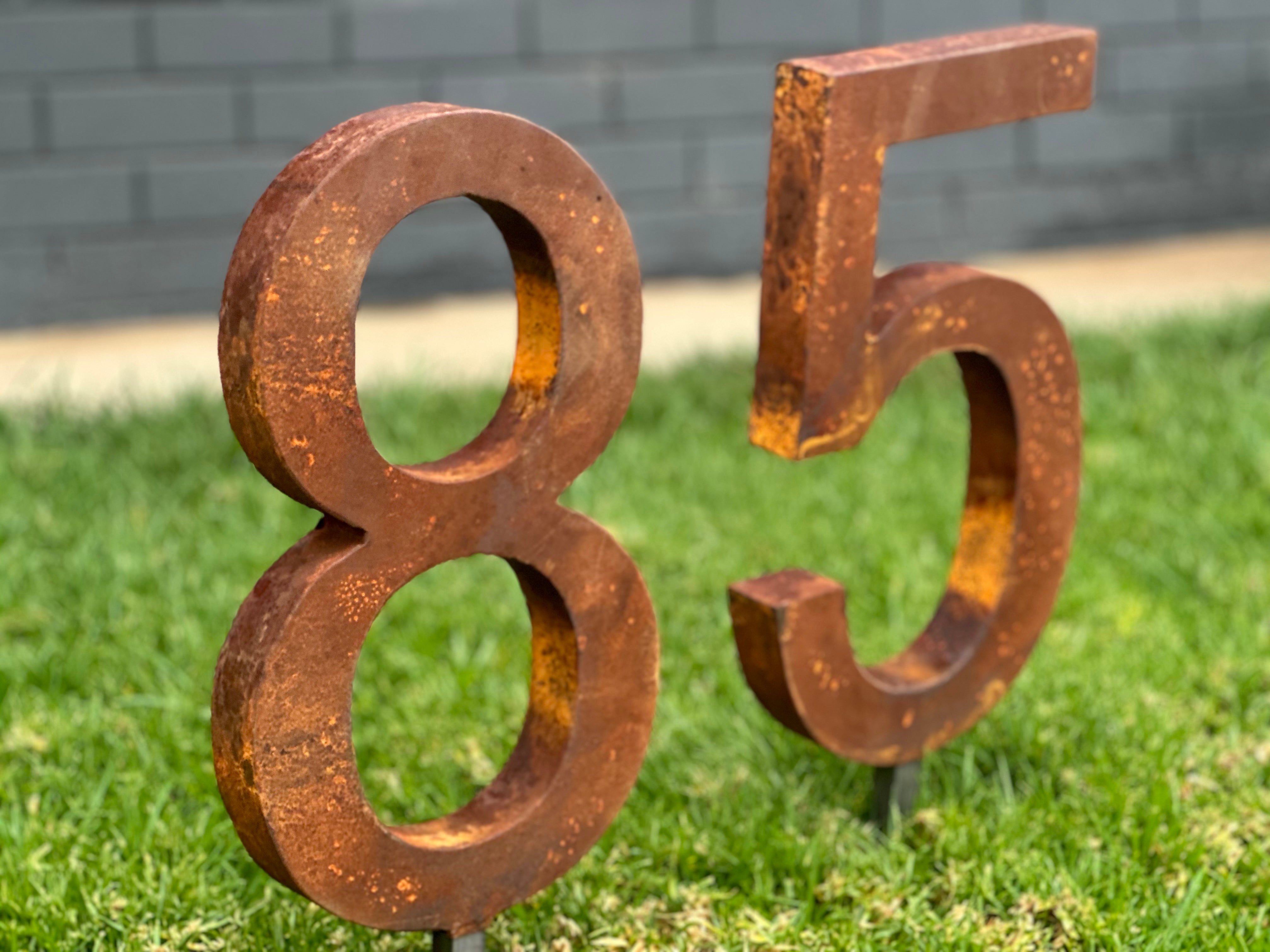 RUSTY Number Stake No 9 – The OLDE Farm Store