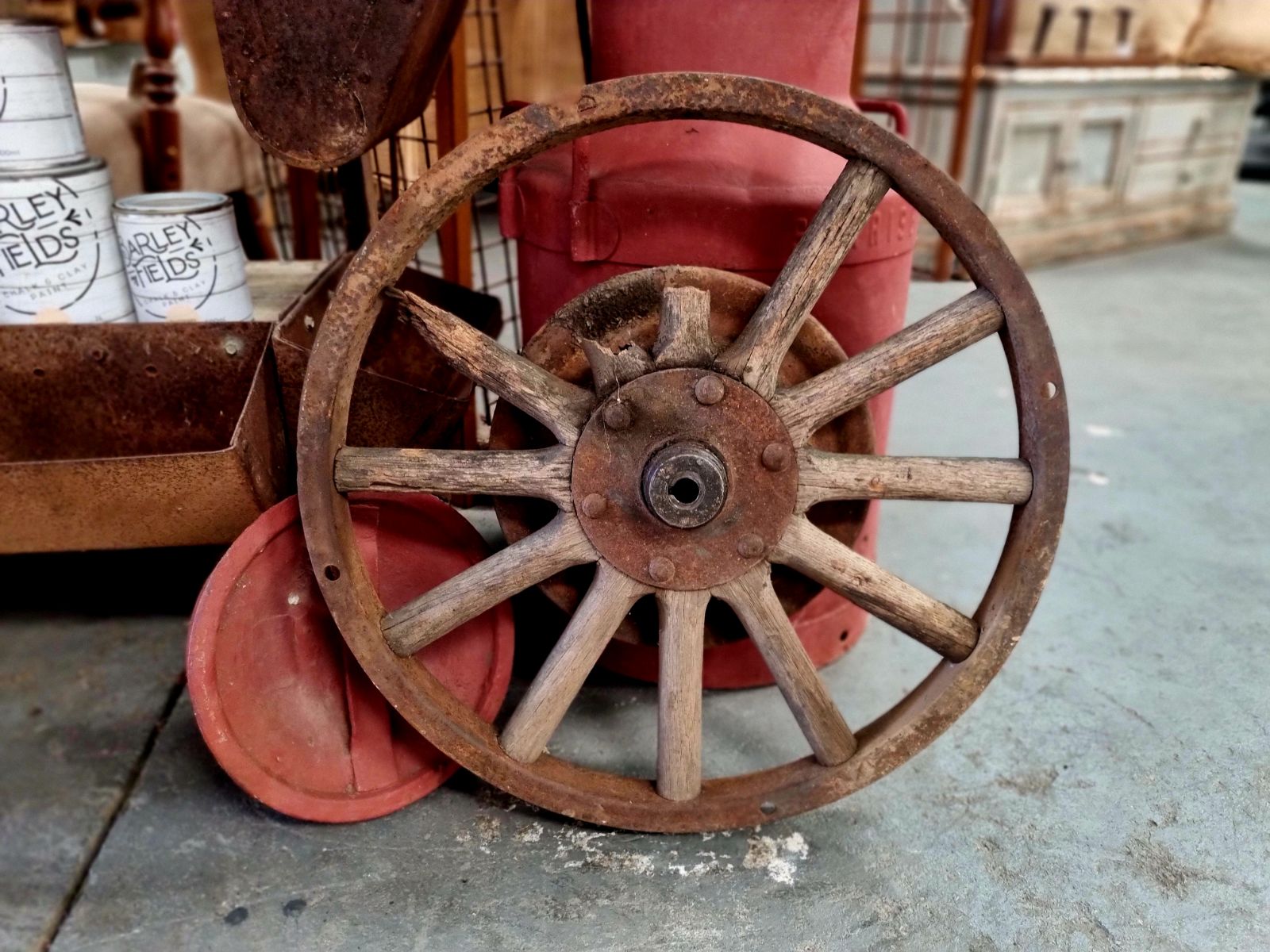 Vintage Wagon Wheel Nundle