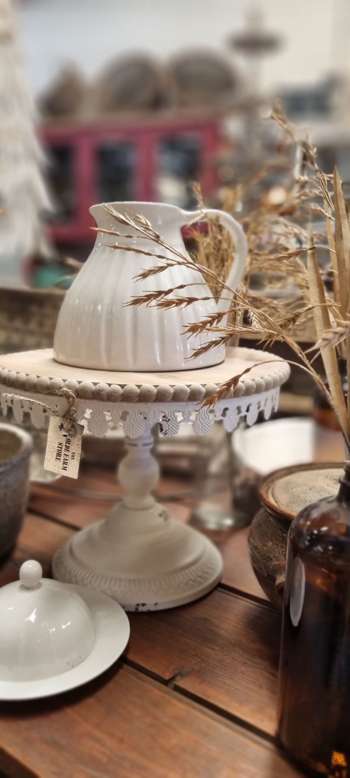 Milieu Jug White.