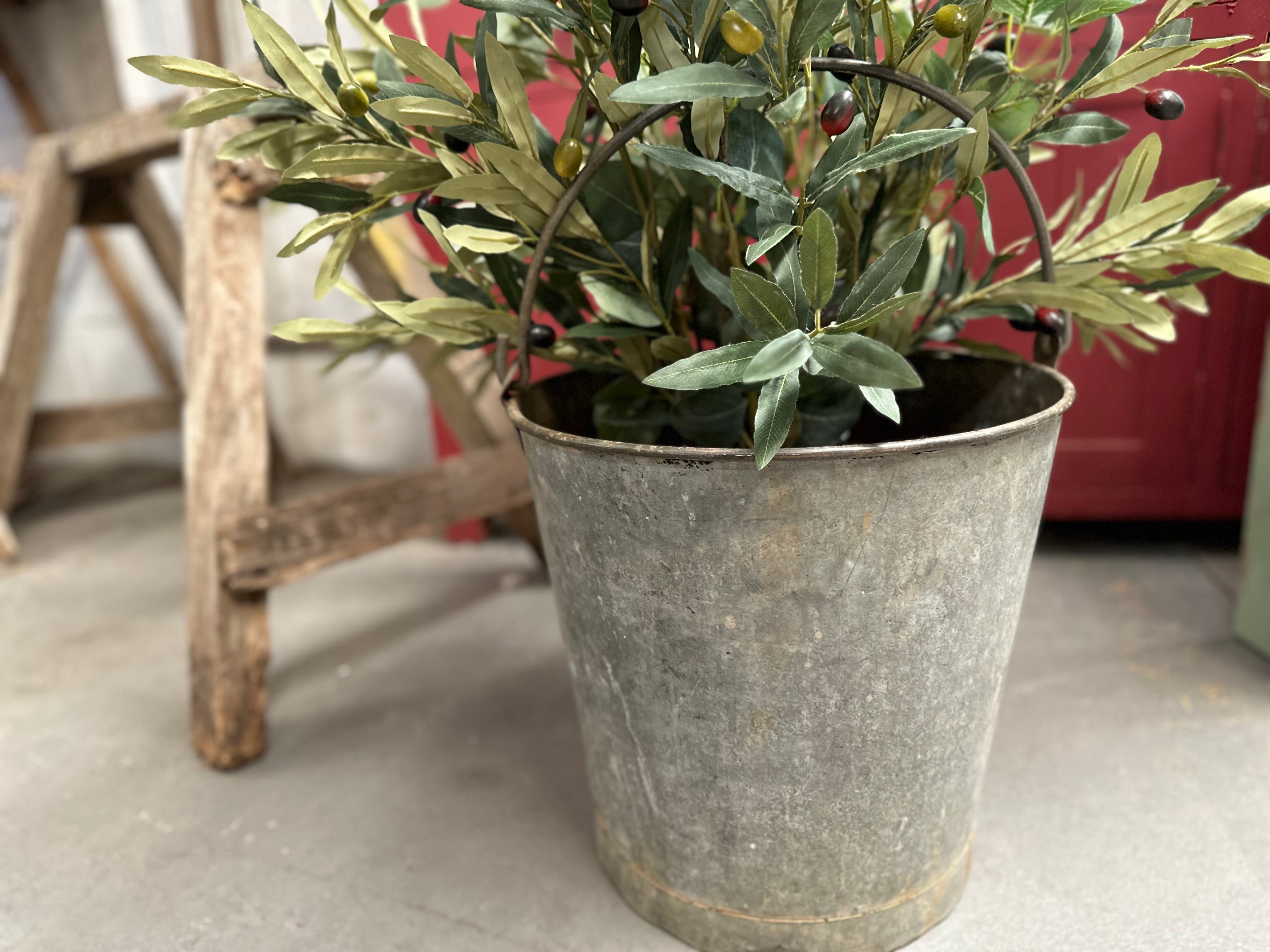 XL Galvanised VINTAGE Milk Bucket