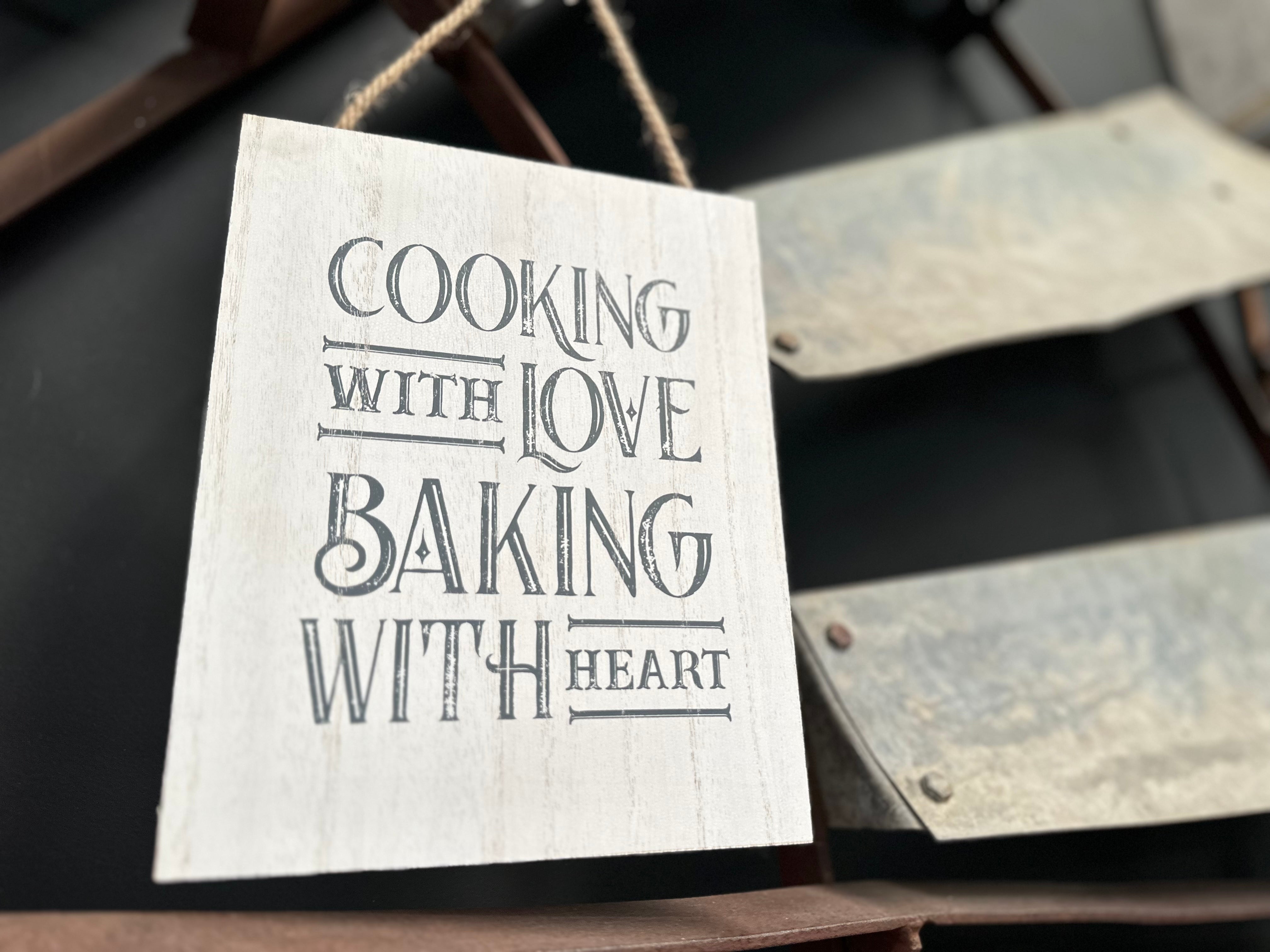 BAKING with Heart Sign