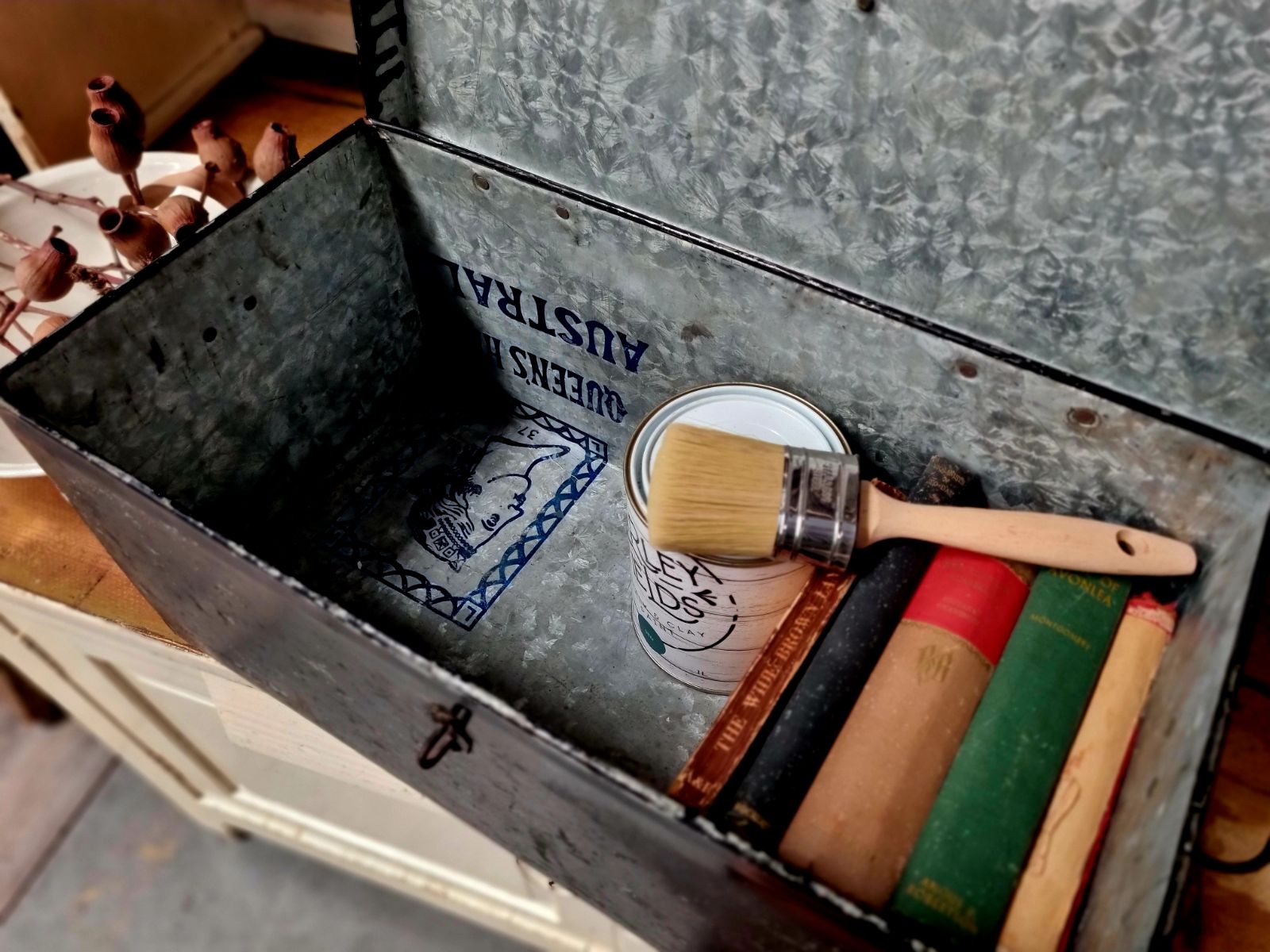 Vintage CHARCOAL AUSTRALIA Tin Trunk