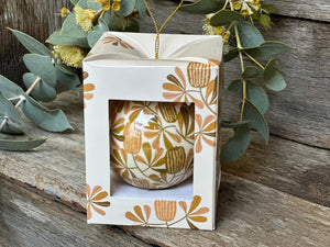 BOUTIQUE BANKSIA BAUBLE