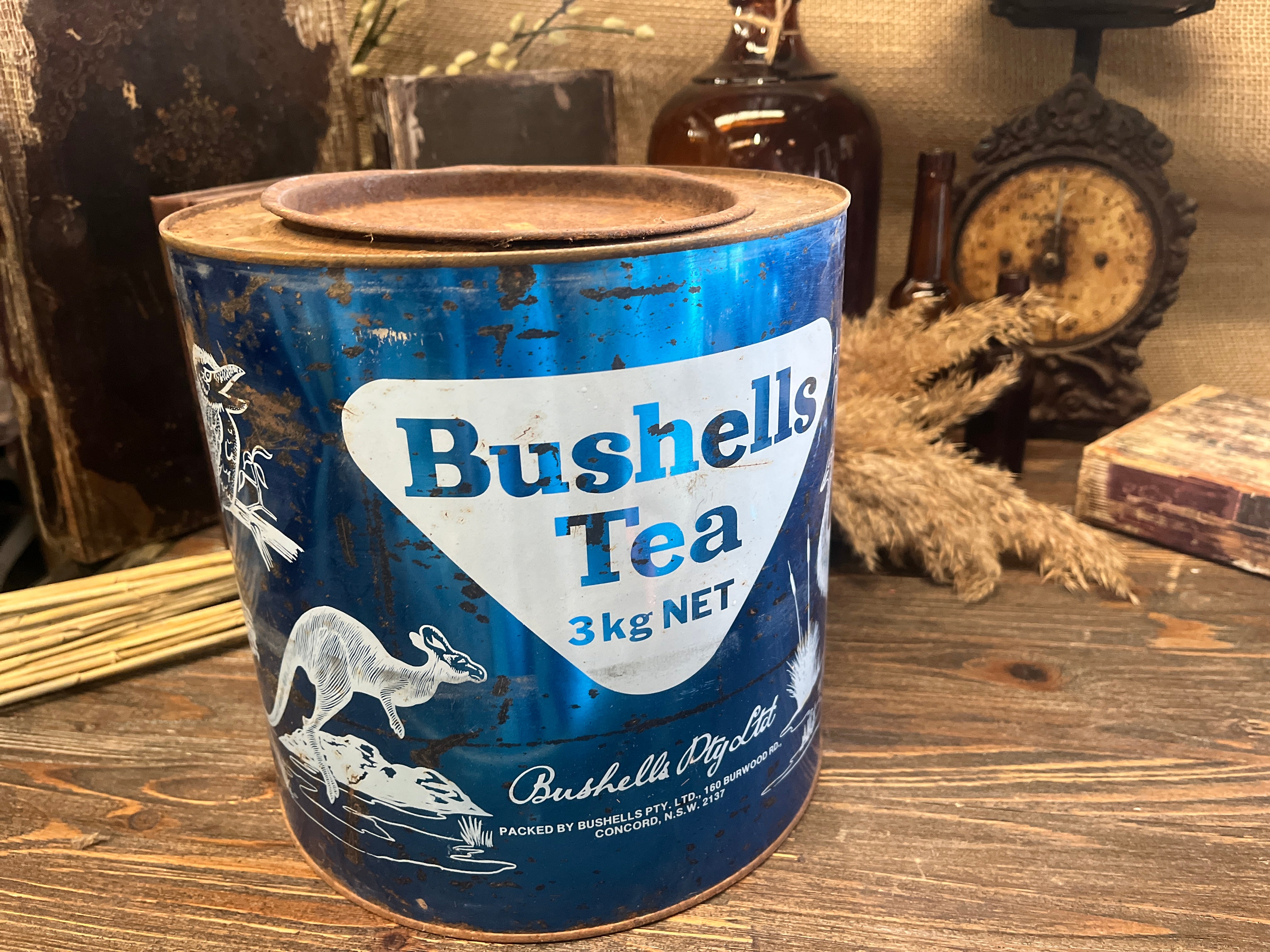 Jumbo Vintage BUSHELLS Tea Tin