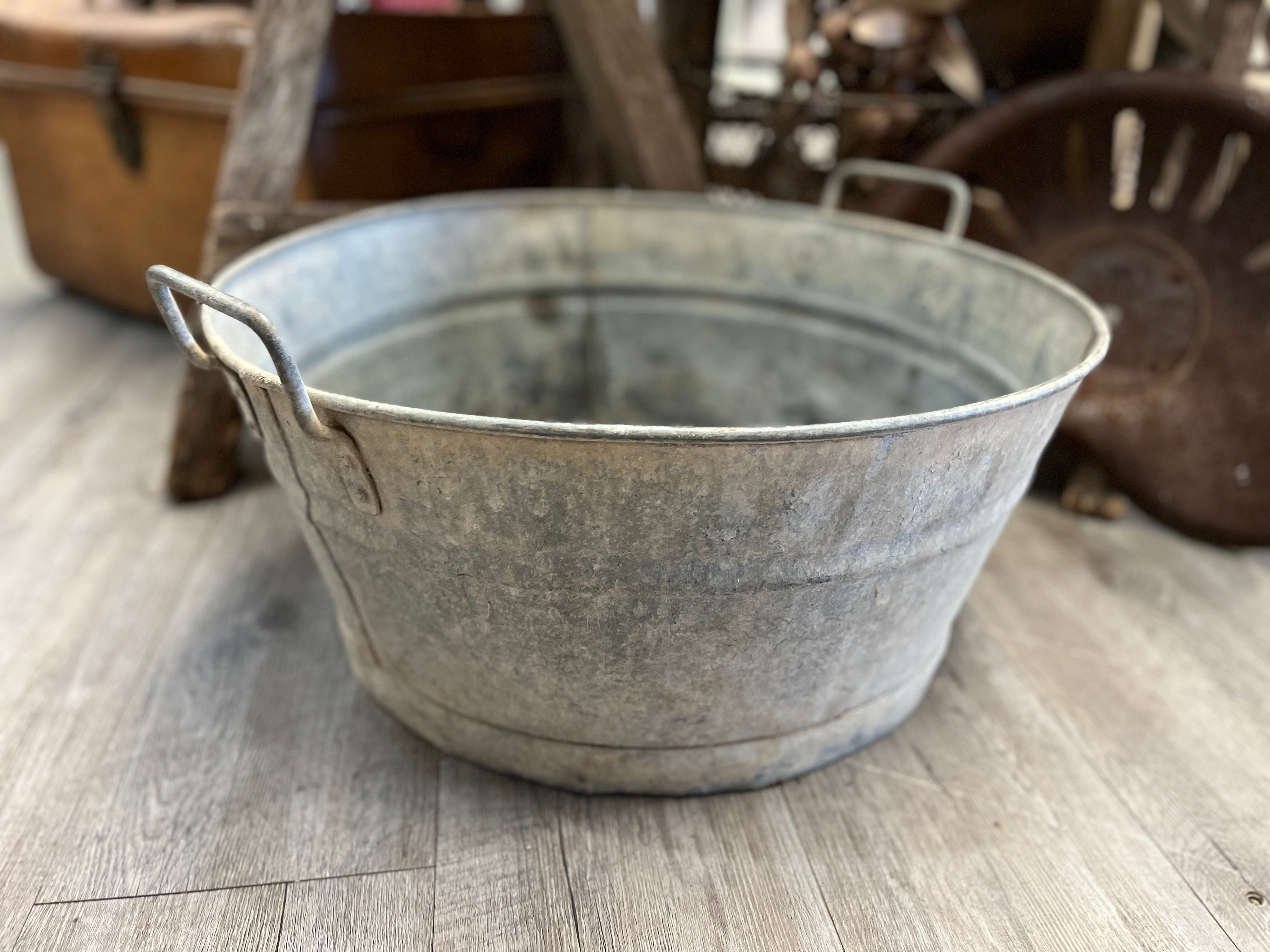 Vintage Galvanised Wash Tub