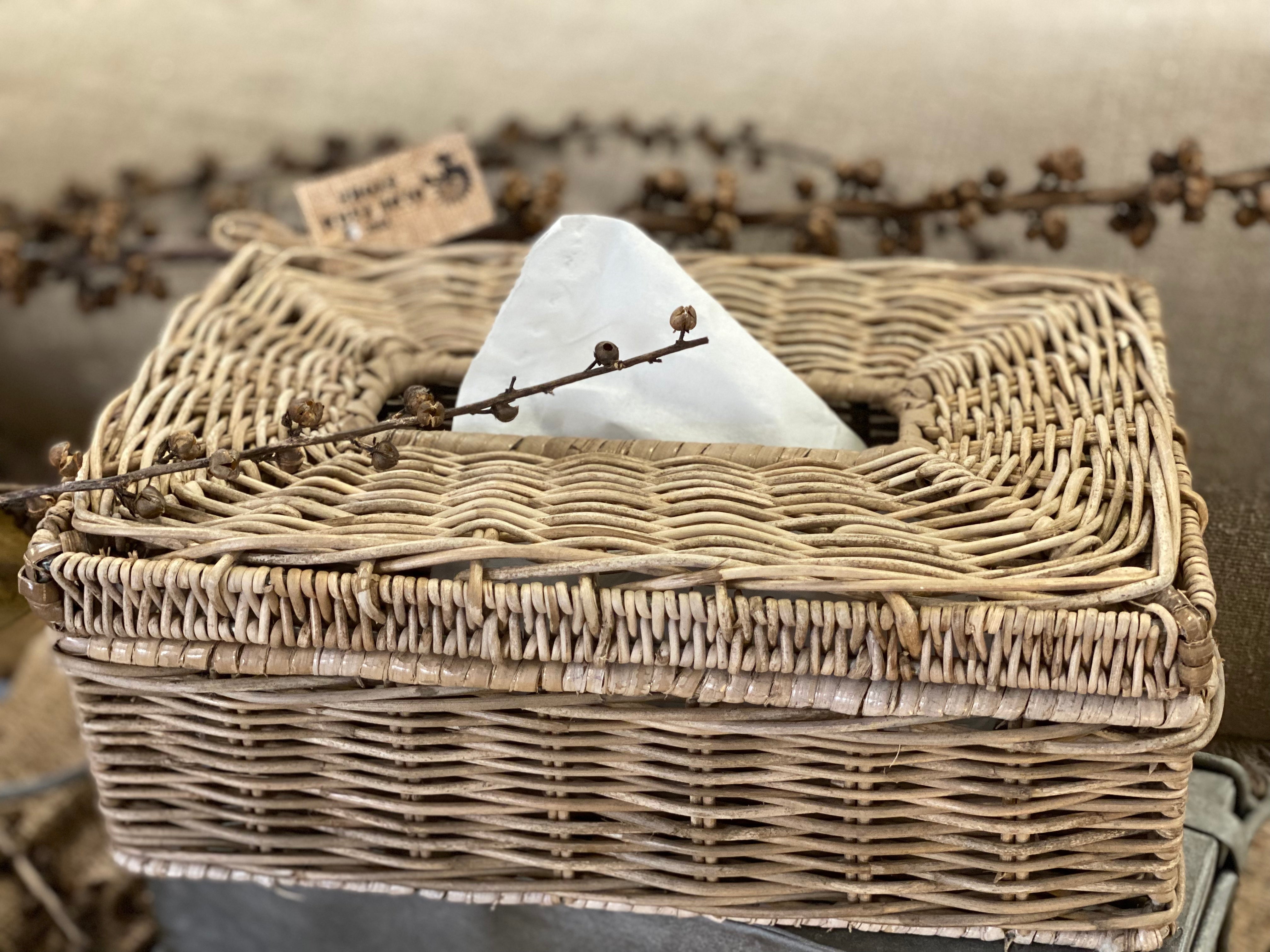 Rattan Tissue Box FREE Postage