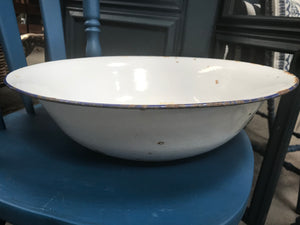 Vintage Enamel Wash Basin Bowl