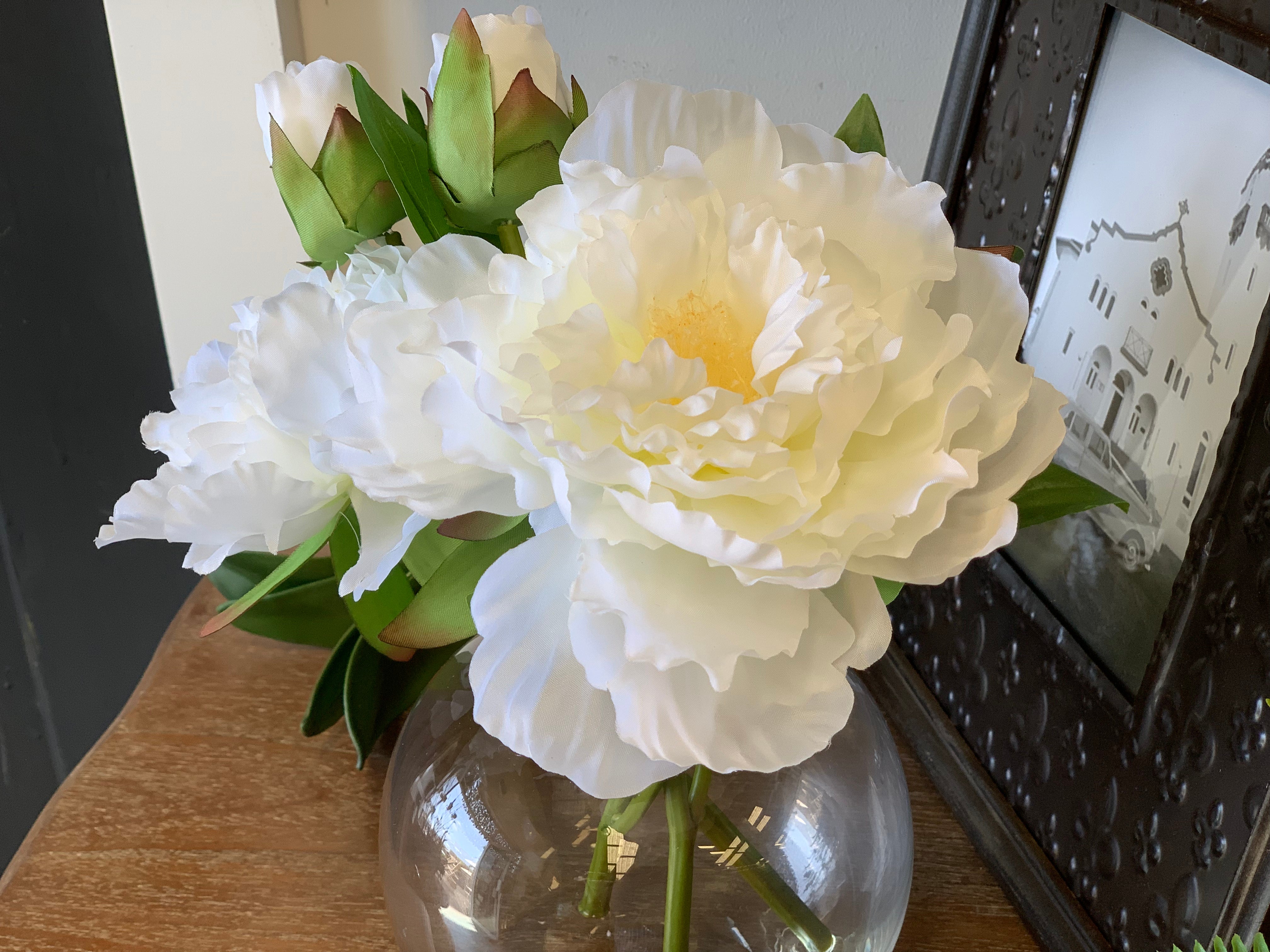 Peony in Water Glass Bowl