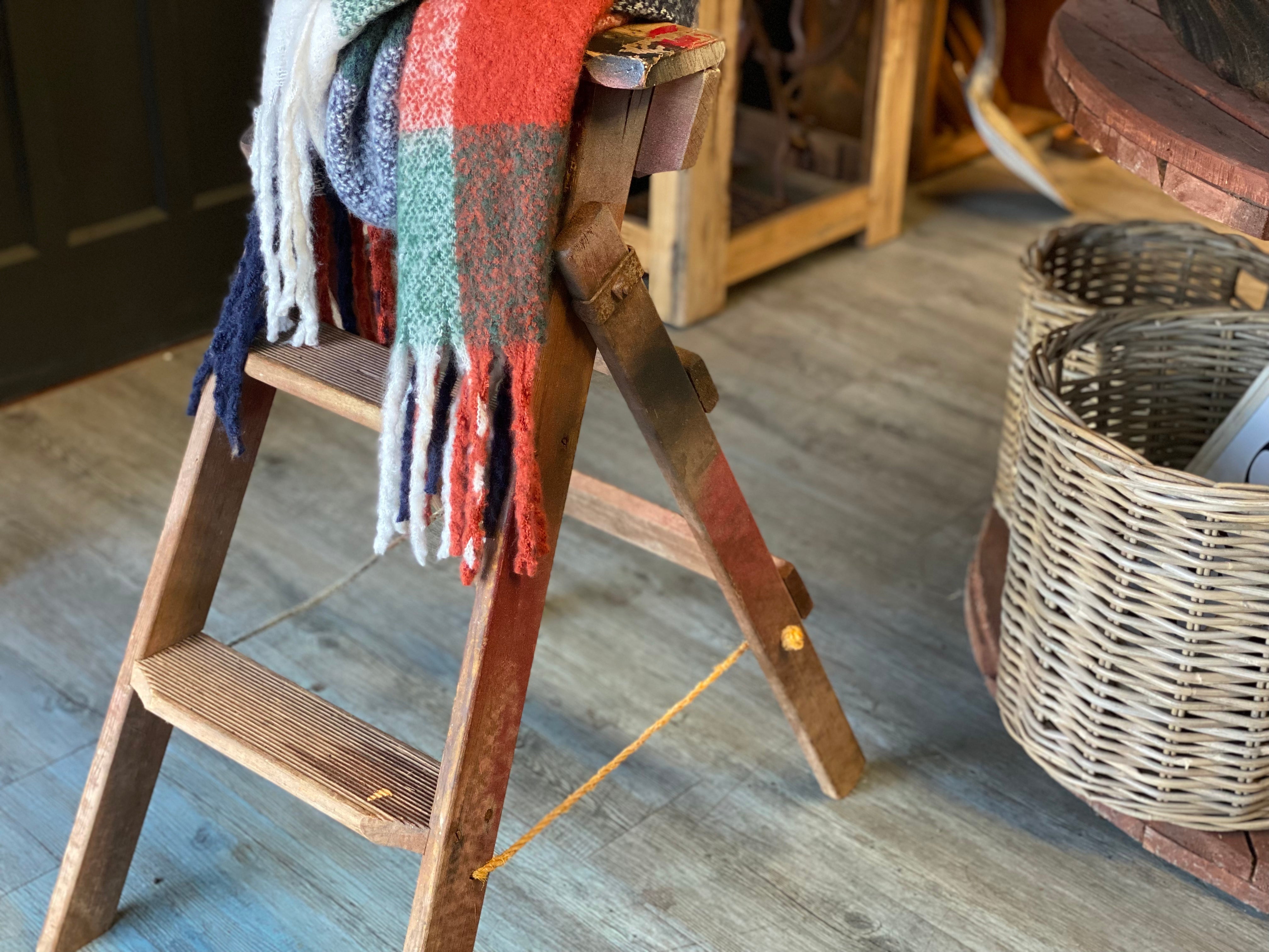 Vintage Timber STEP Ladder – The OLDE Farm Store