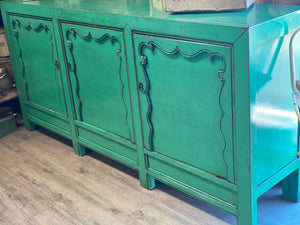 NEW HUNTINGTON Sideboard IN STOCK