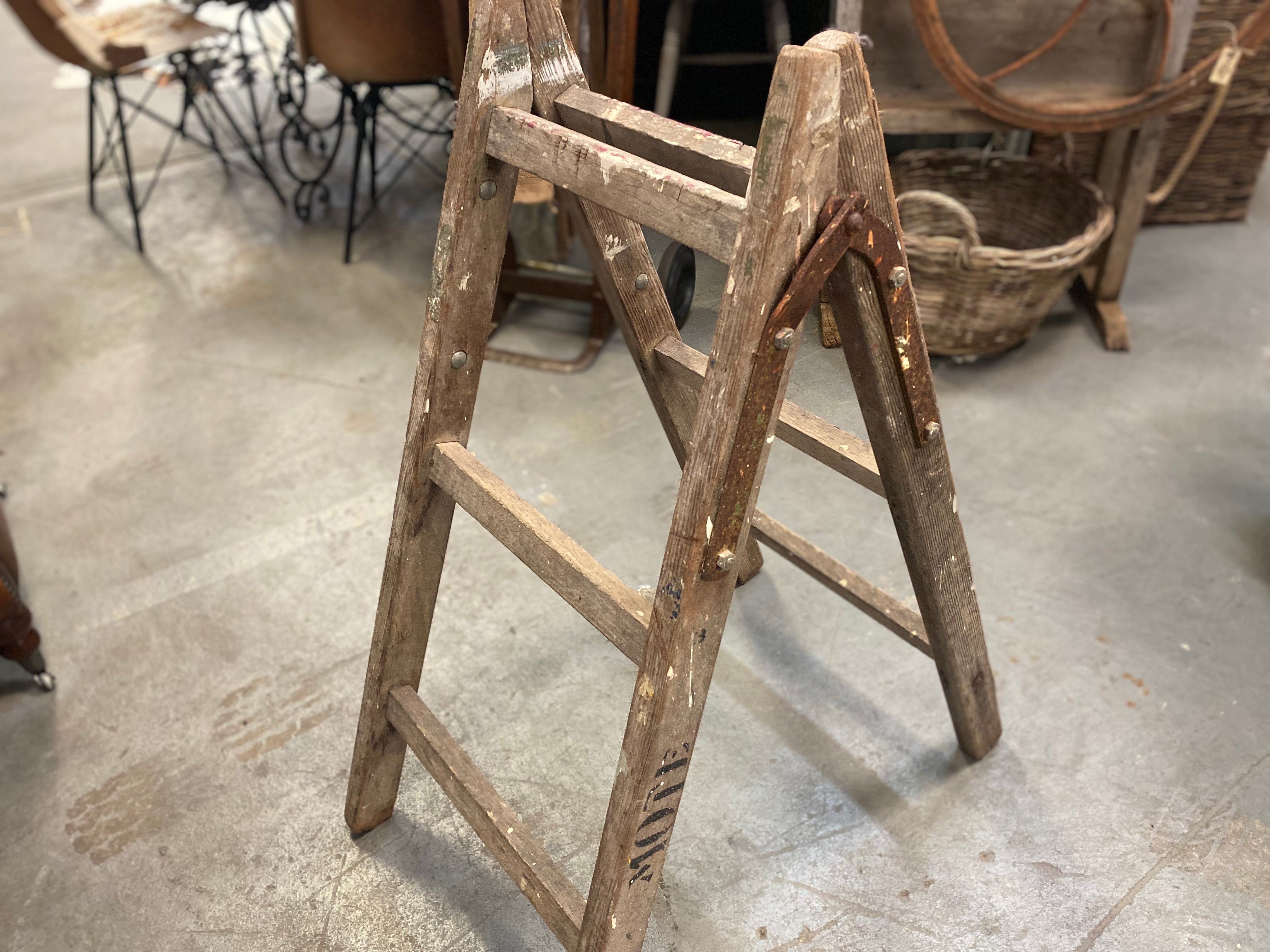 Vintage Timber Tressel
