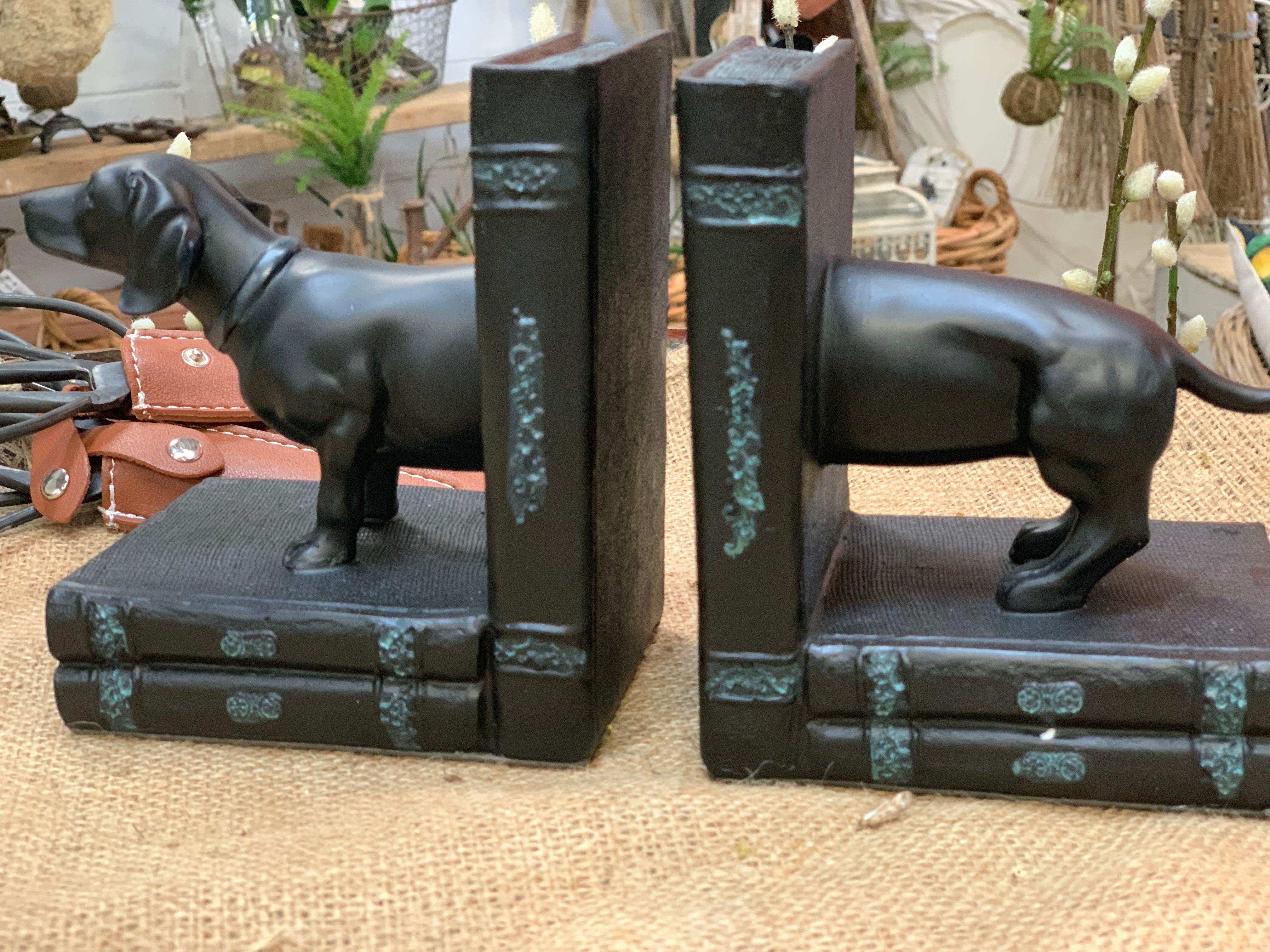 Charcoal Dachshund Bookends
