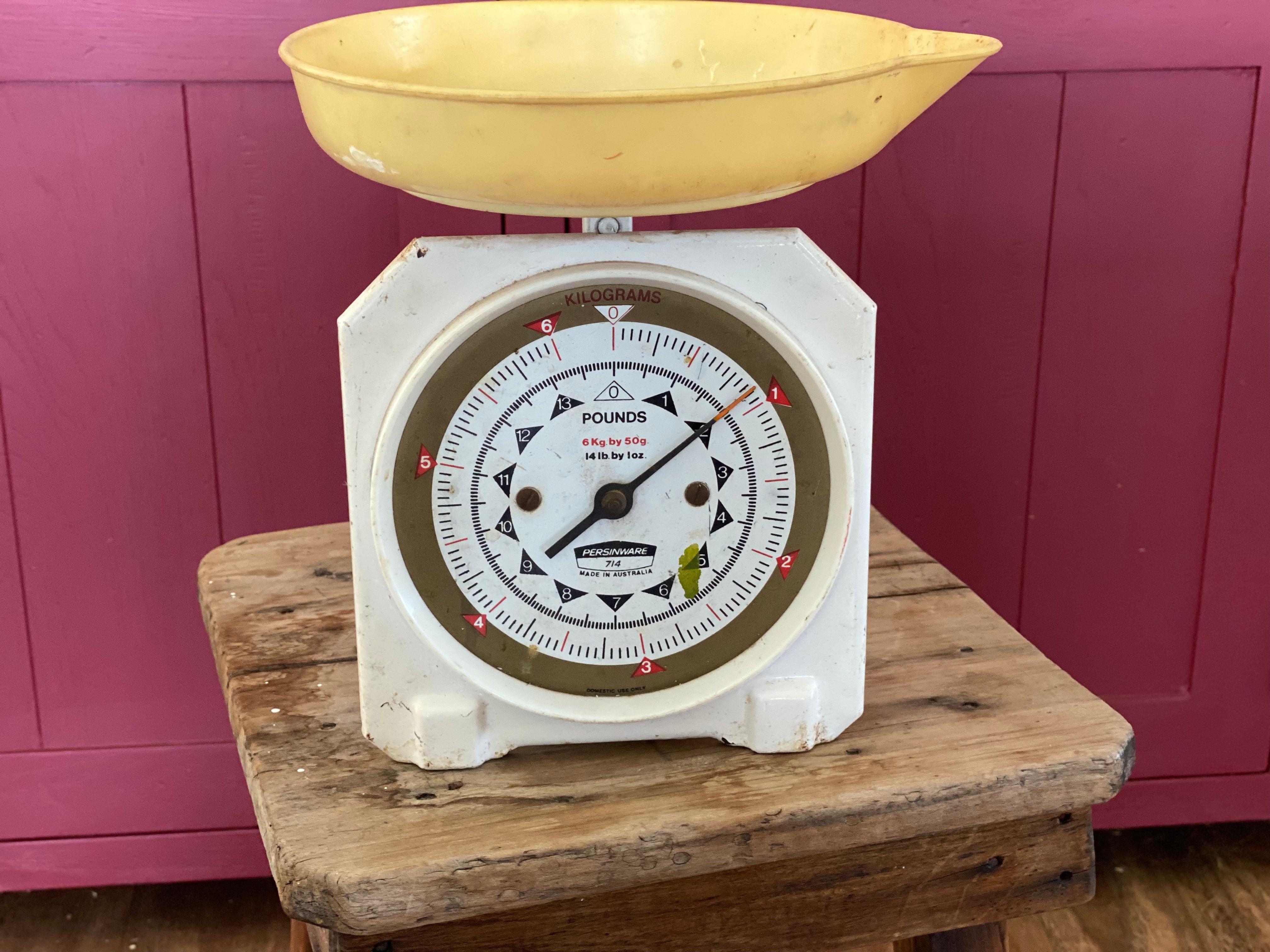 Vintage kitchen scale hotsell