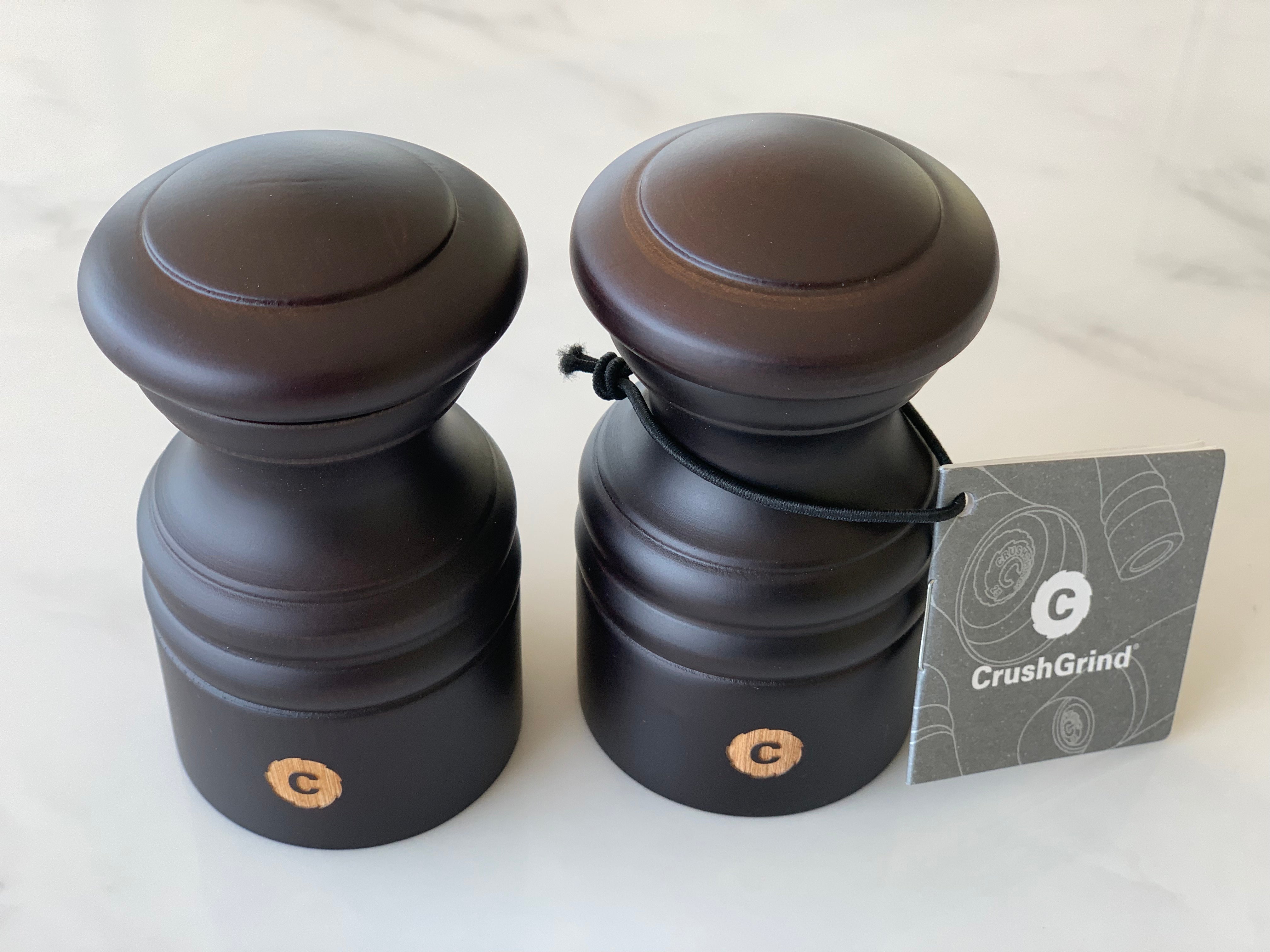 SMOKE Set of Salt & Pepper Shakers