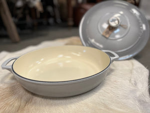 Chasseur 30cm low cast iron pot with lid Grey