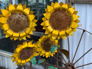 A Rusty Sunflower Stake LARGE