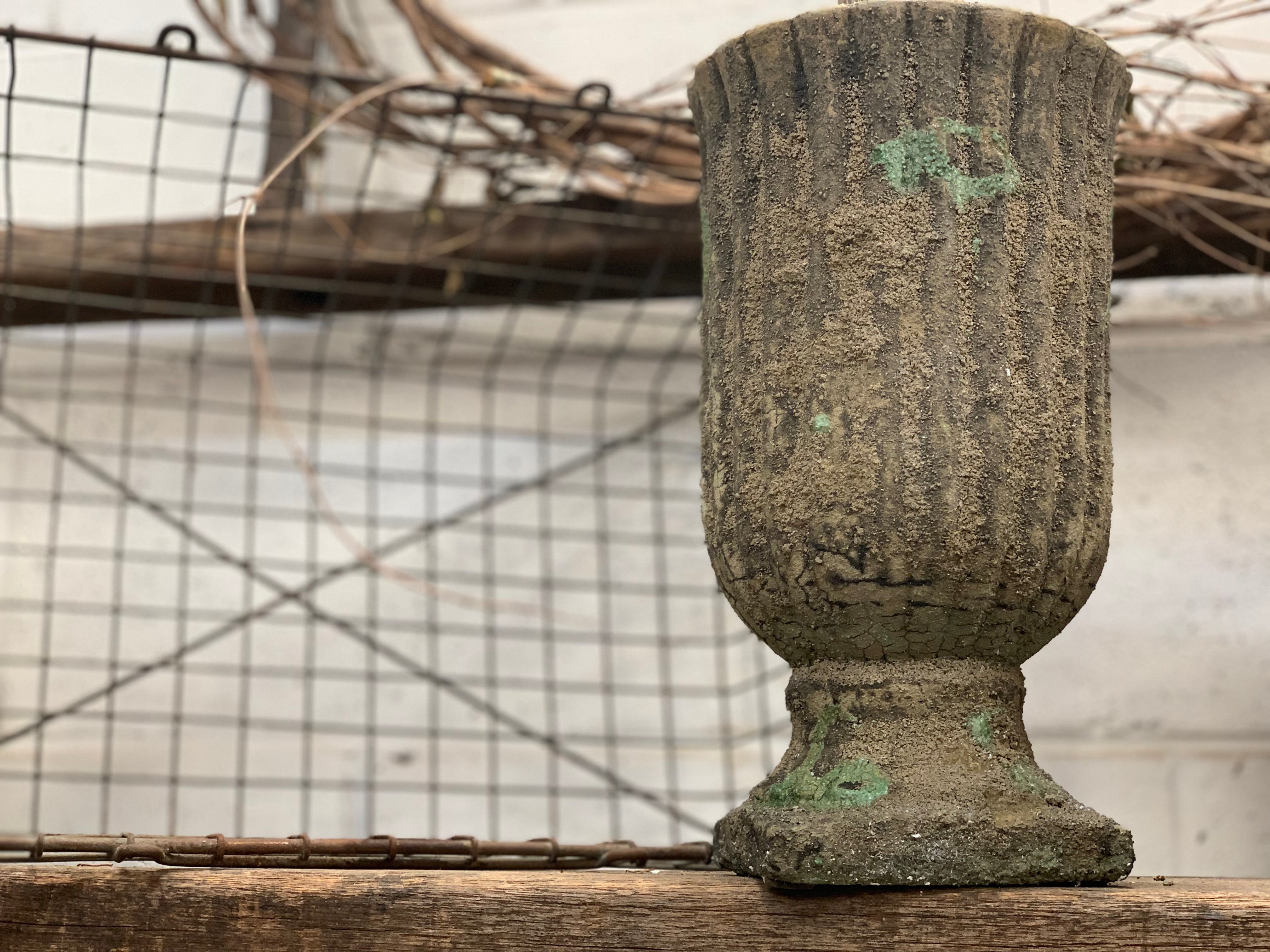 Agalialah Deco Urn