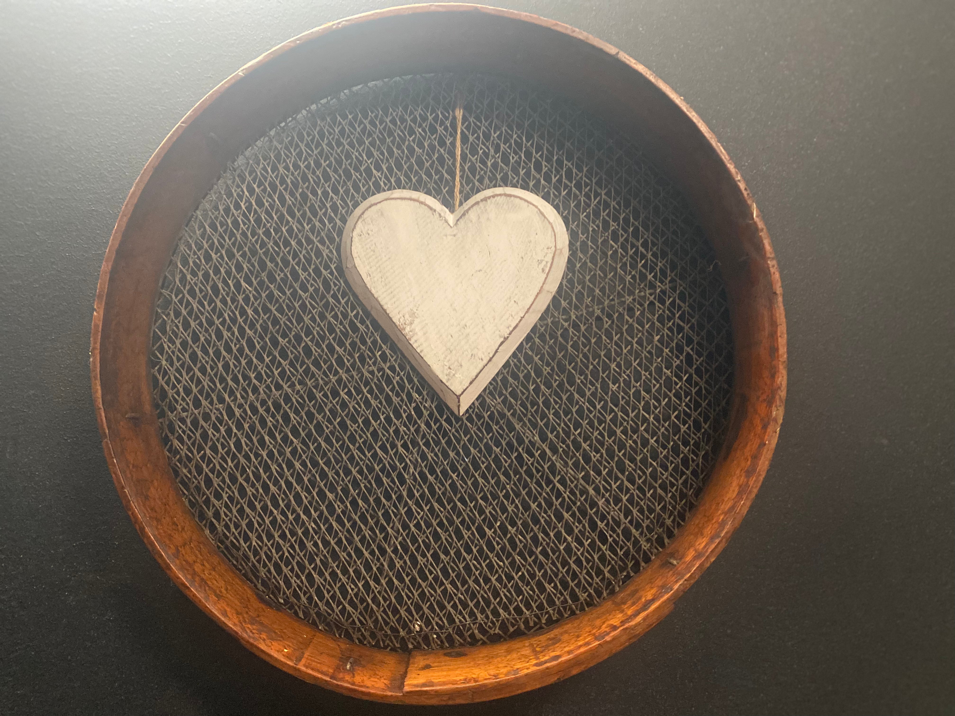 VINTAGE Timber White HEART on JUTE 1 ONLY