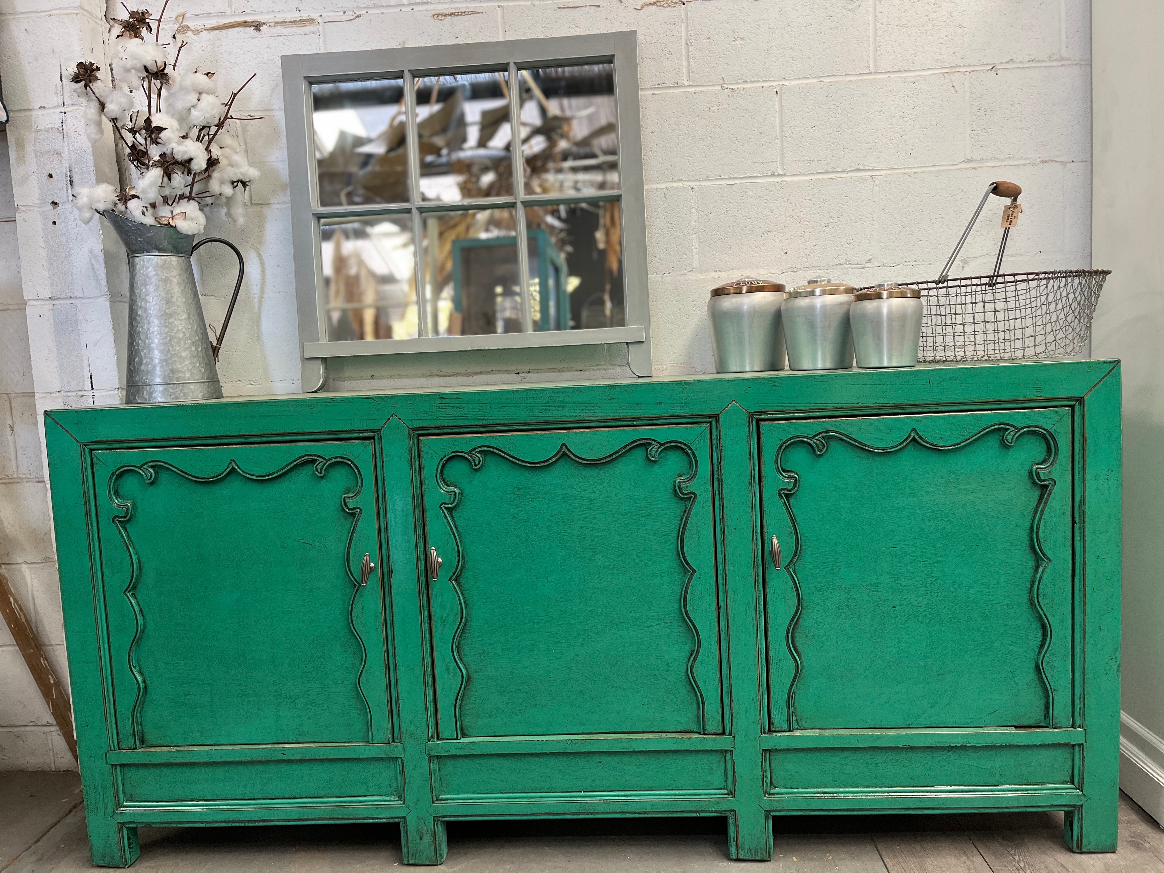 NEW HUNTINGTON Sideboard IN STOCK