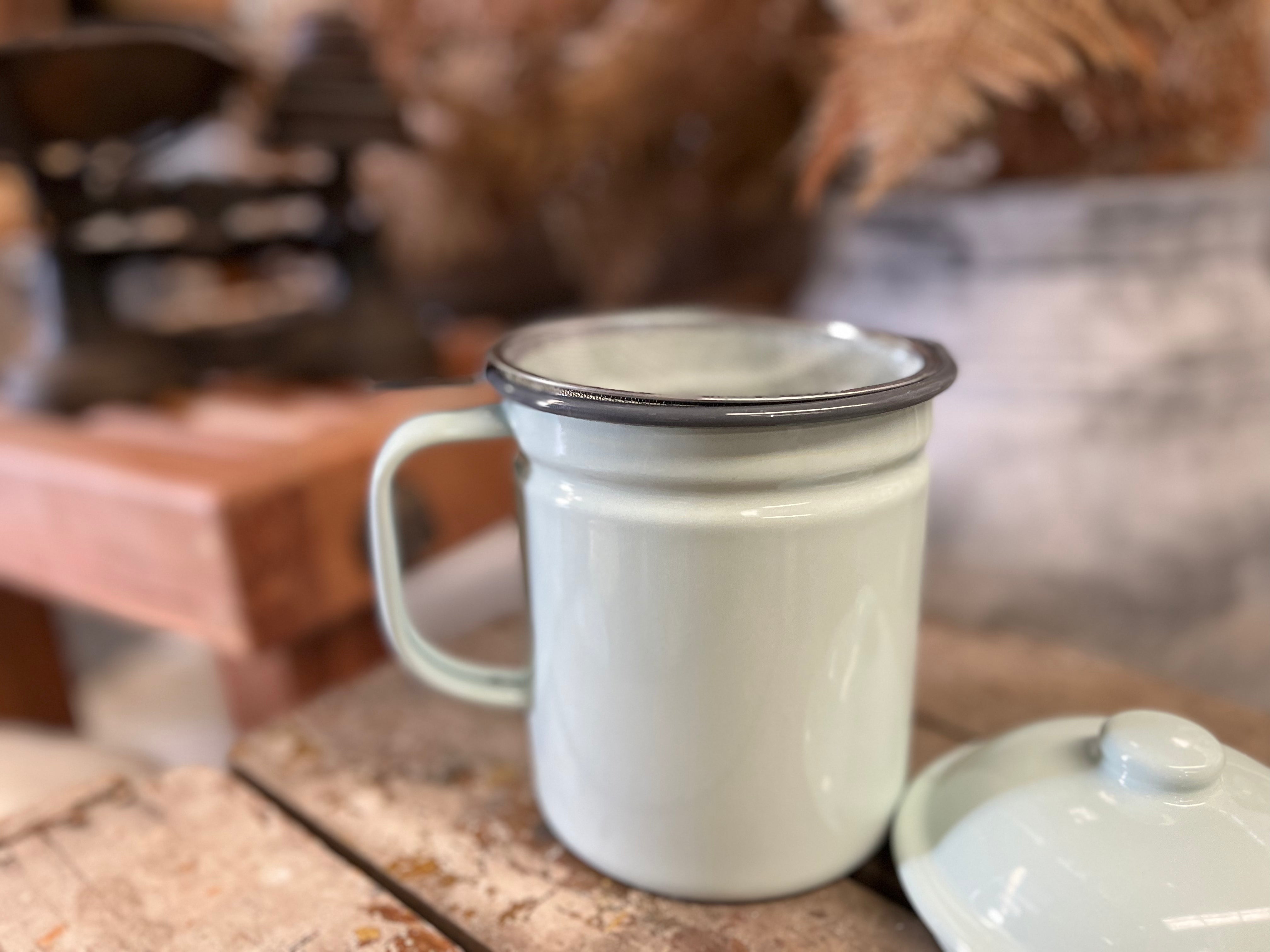 Enamel Dripping Container Duck Egg