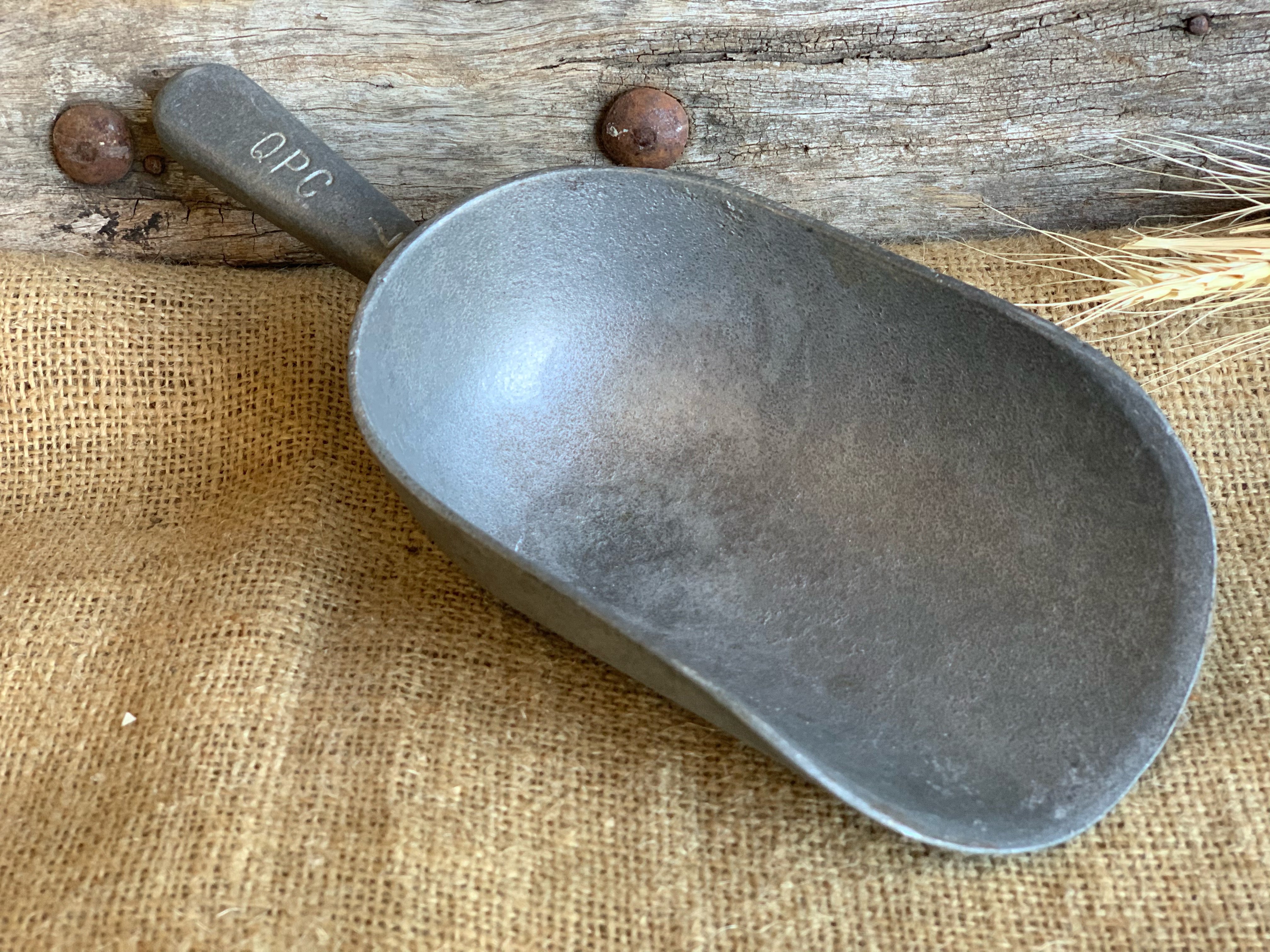 GPC 7 Vintage Aluminium Scoop
