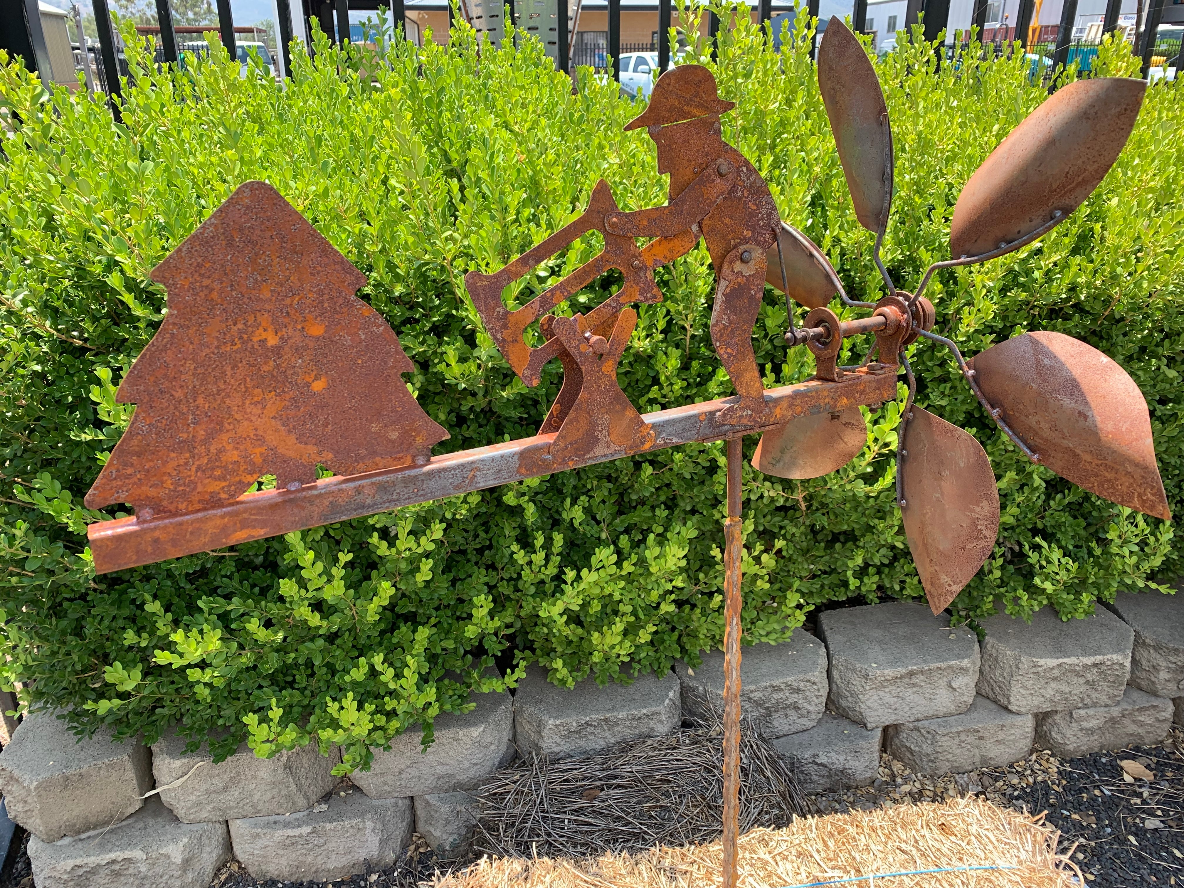 SAWING Farmer Pete Windmill