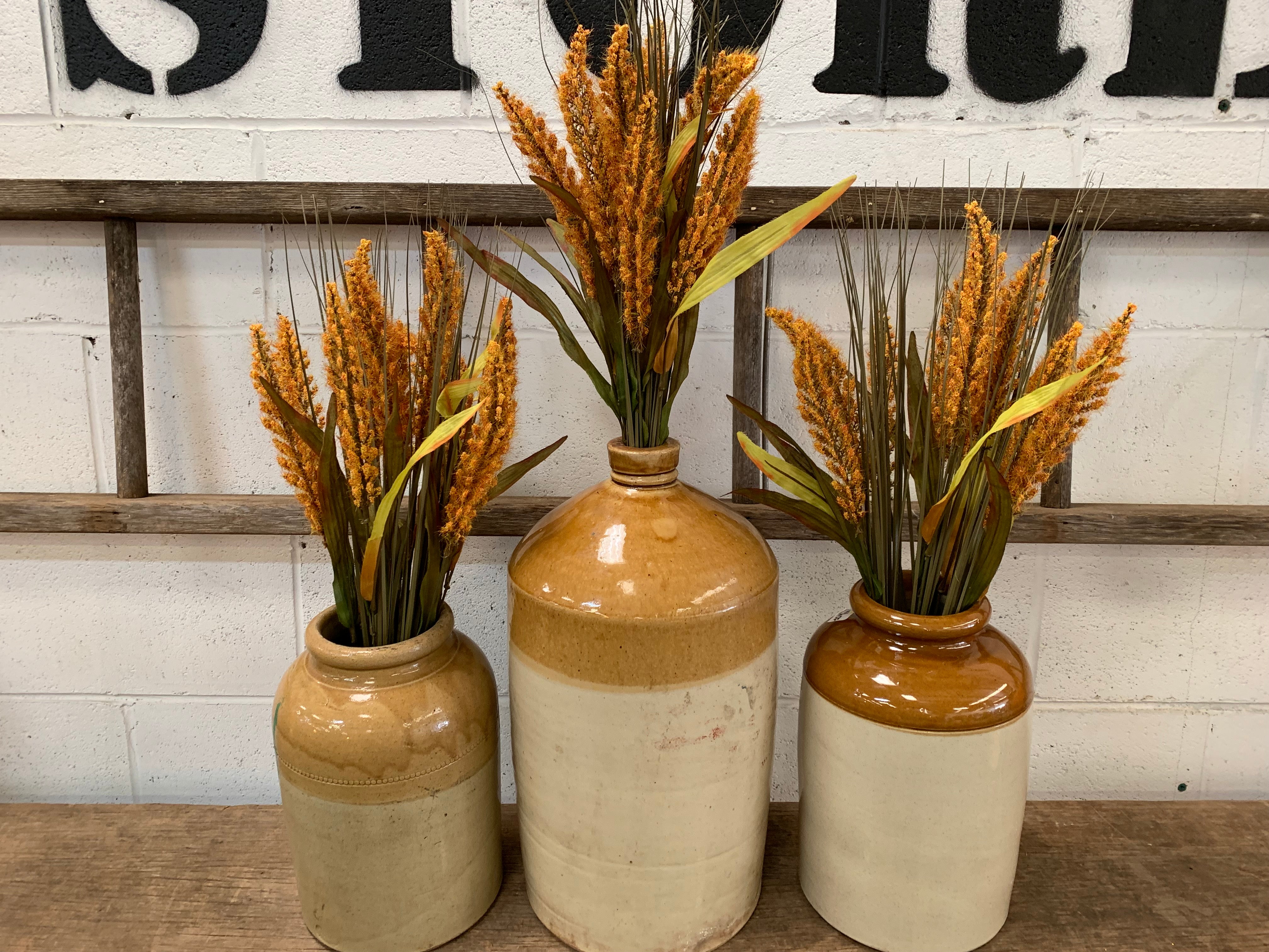 Large BUTTERSCOTCH Pottery Vase