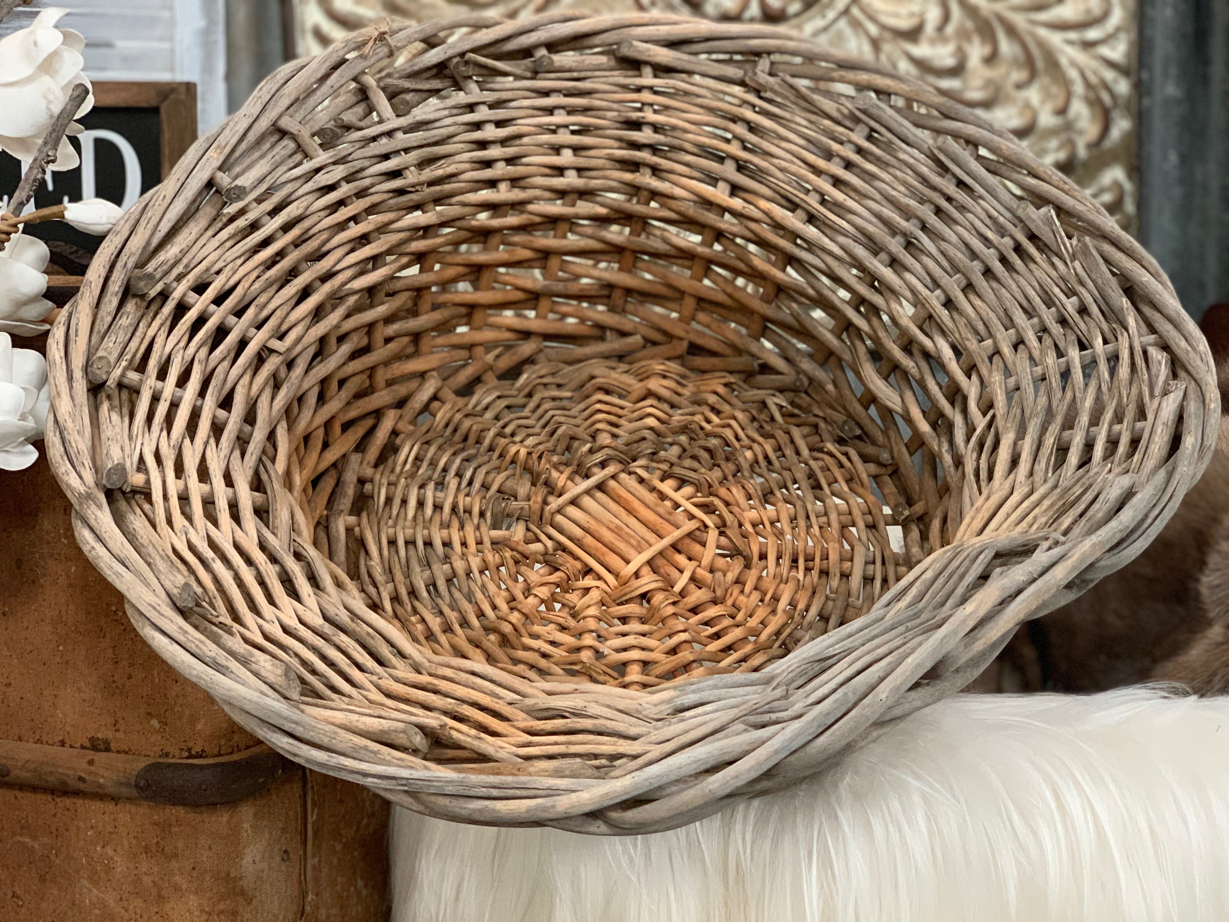 UNIQUE Vintage XL ROUND Rattan Basket