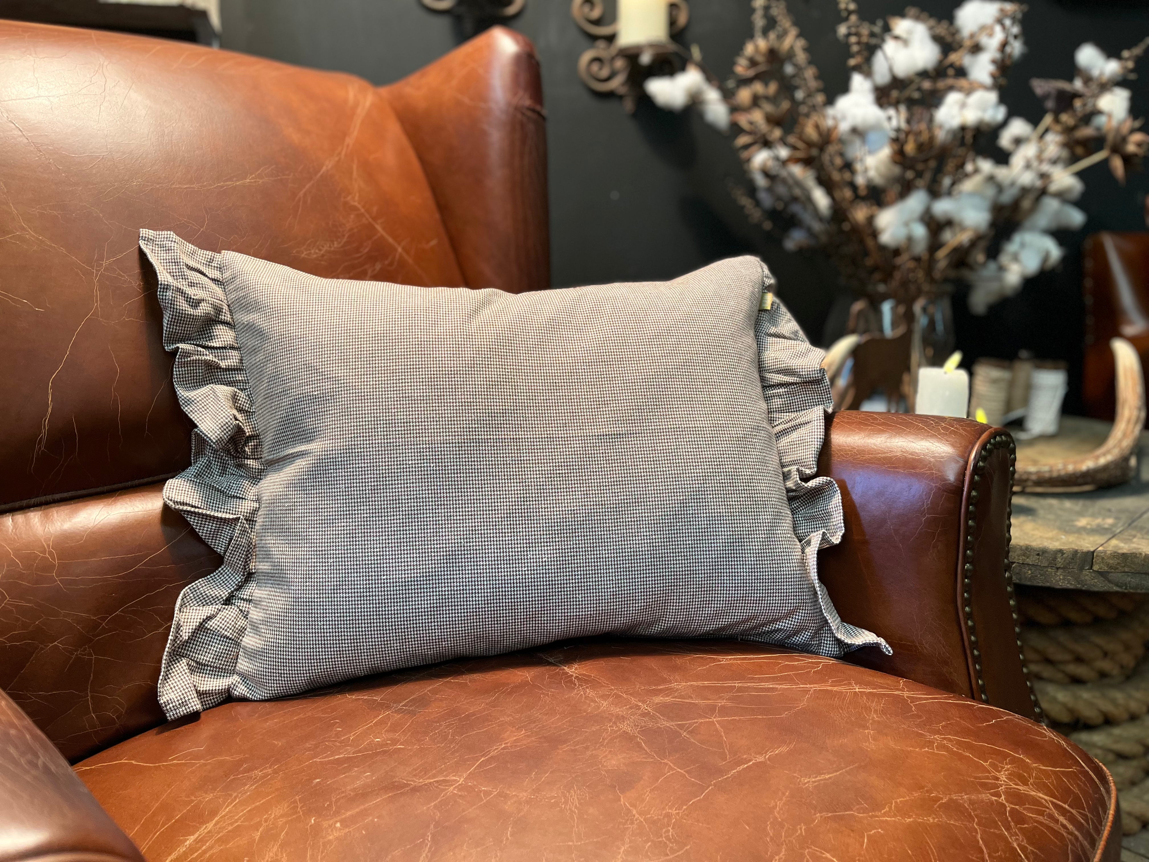 EARTH FRILL Recycled Cotton Feather cushion