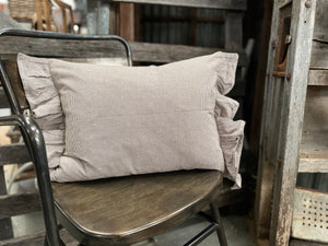 EARTH FRILL Recycled Cotton Feather cushion