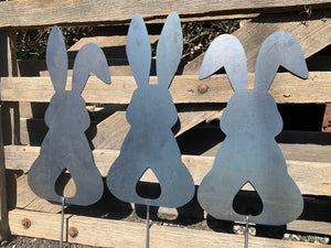 FIELD Rabbits Set of 3 Stakes