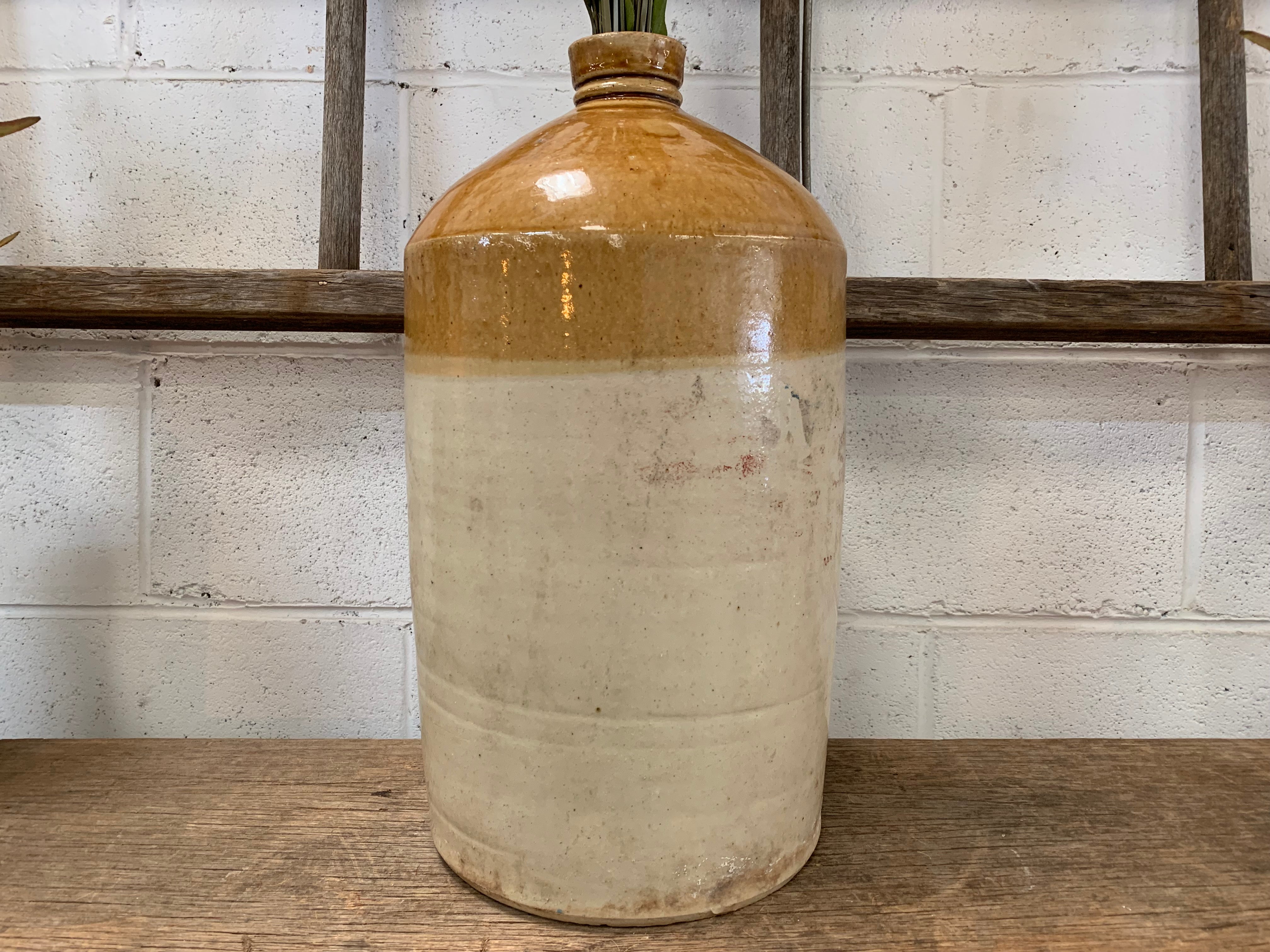 Large BUTTERSCOTCH Pottery Vase