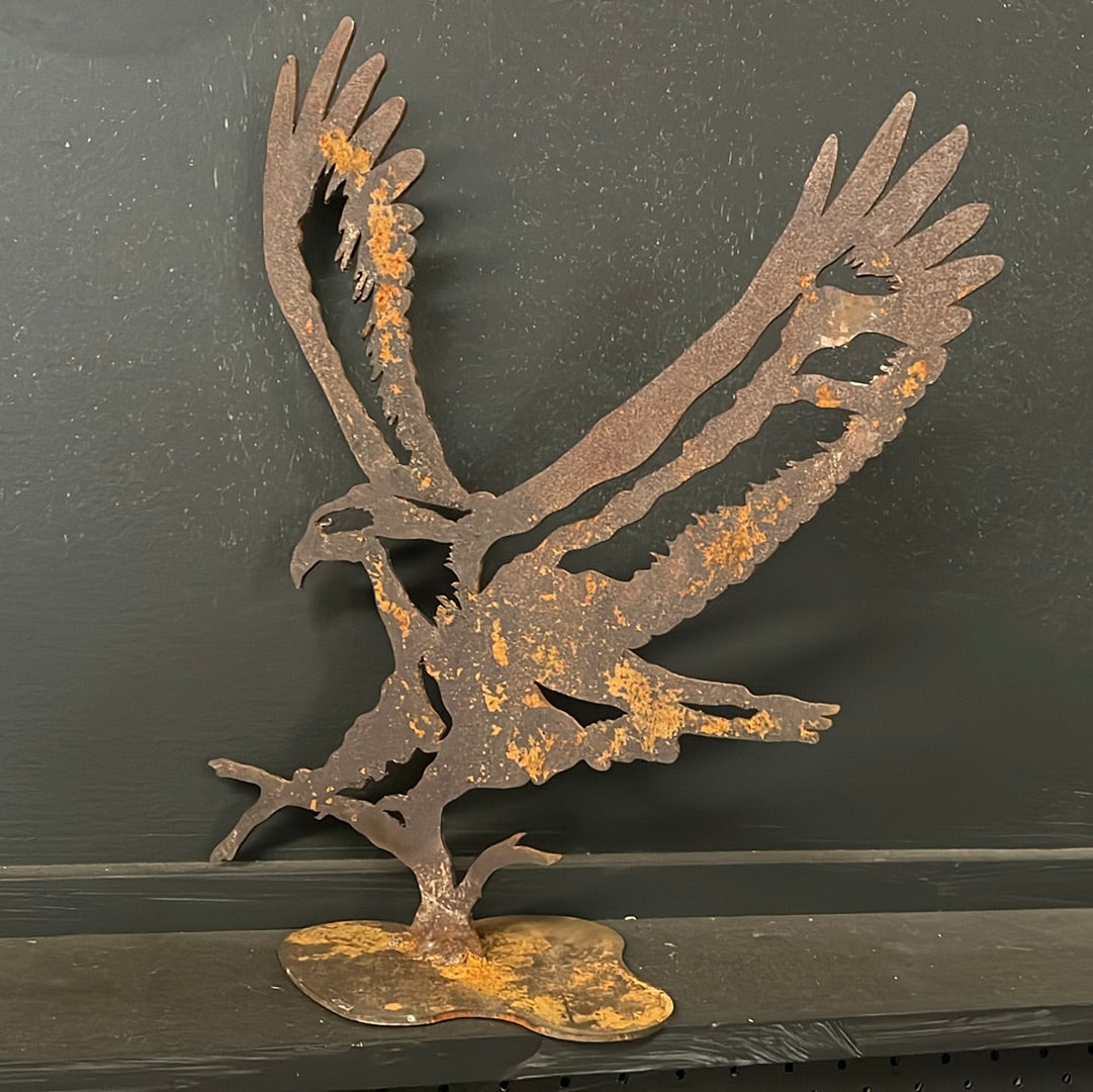 Rusty Eagle Art Sculpture on stand  FREE Postage