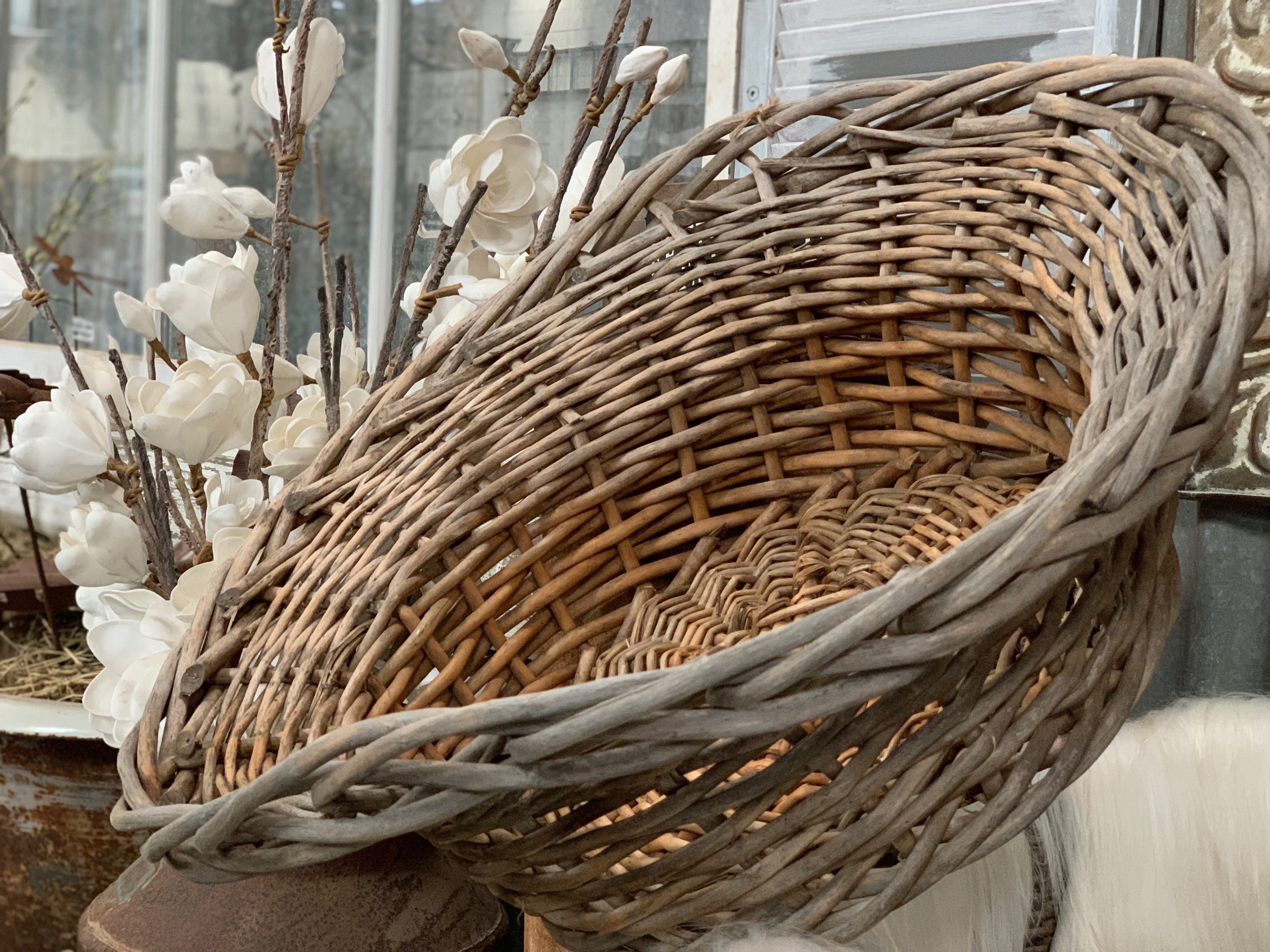 UNIQUE Vintage XL ROUND Rattan Basket