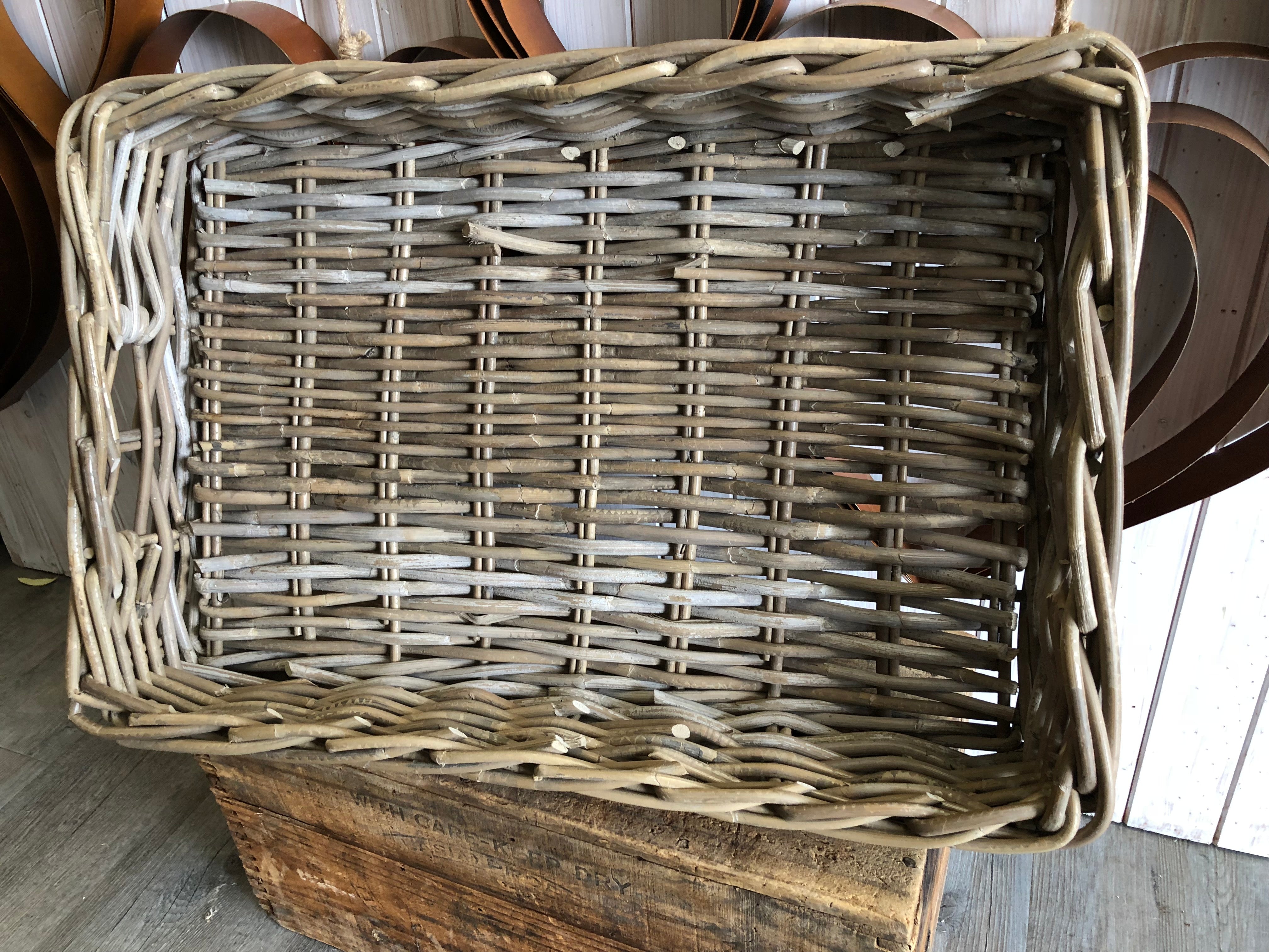 Kubu Basket Rectangle Tray