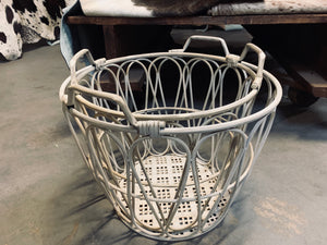 Country Metal Teardrop Basket