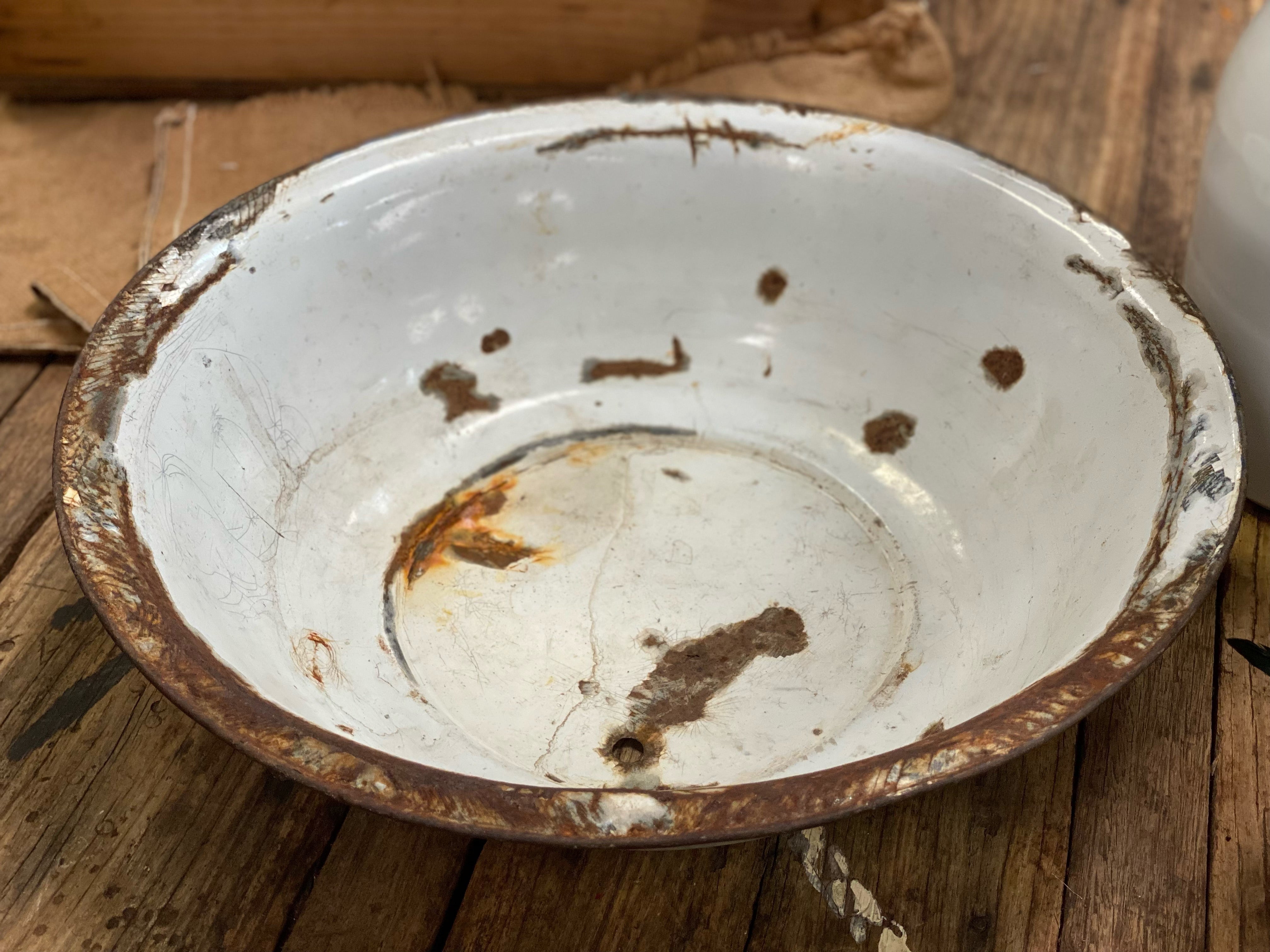 VINTAGE bowl/ planter